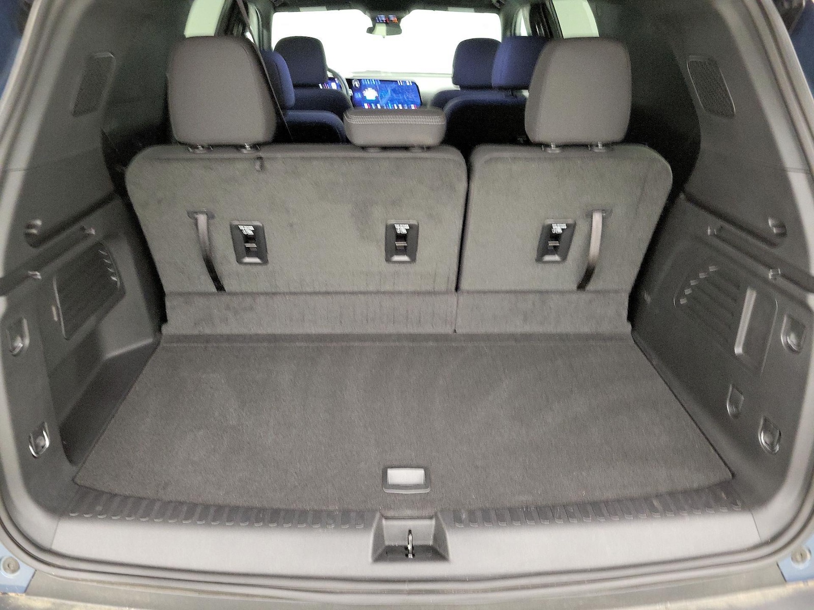 2025 Chevrolet Traverse LT - Photo 23