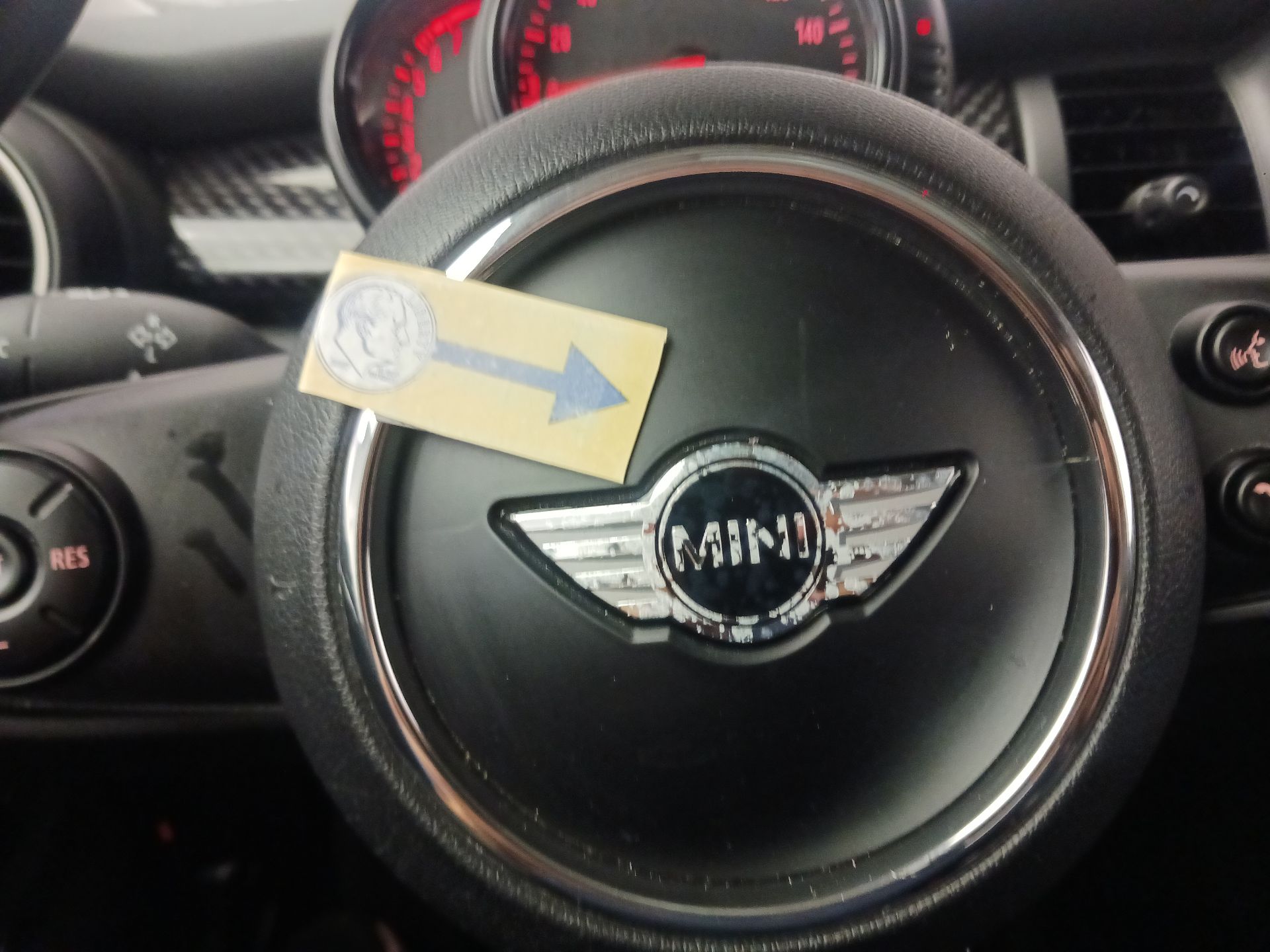 Thumbnail: 2015 MINI Cooper Hardtop - 20