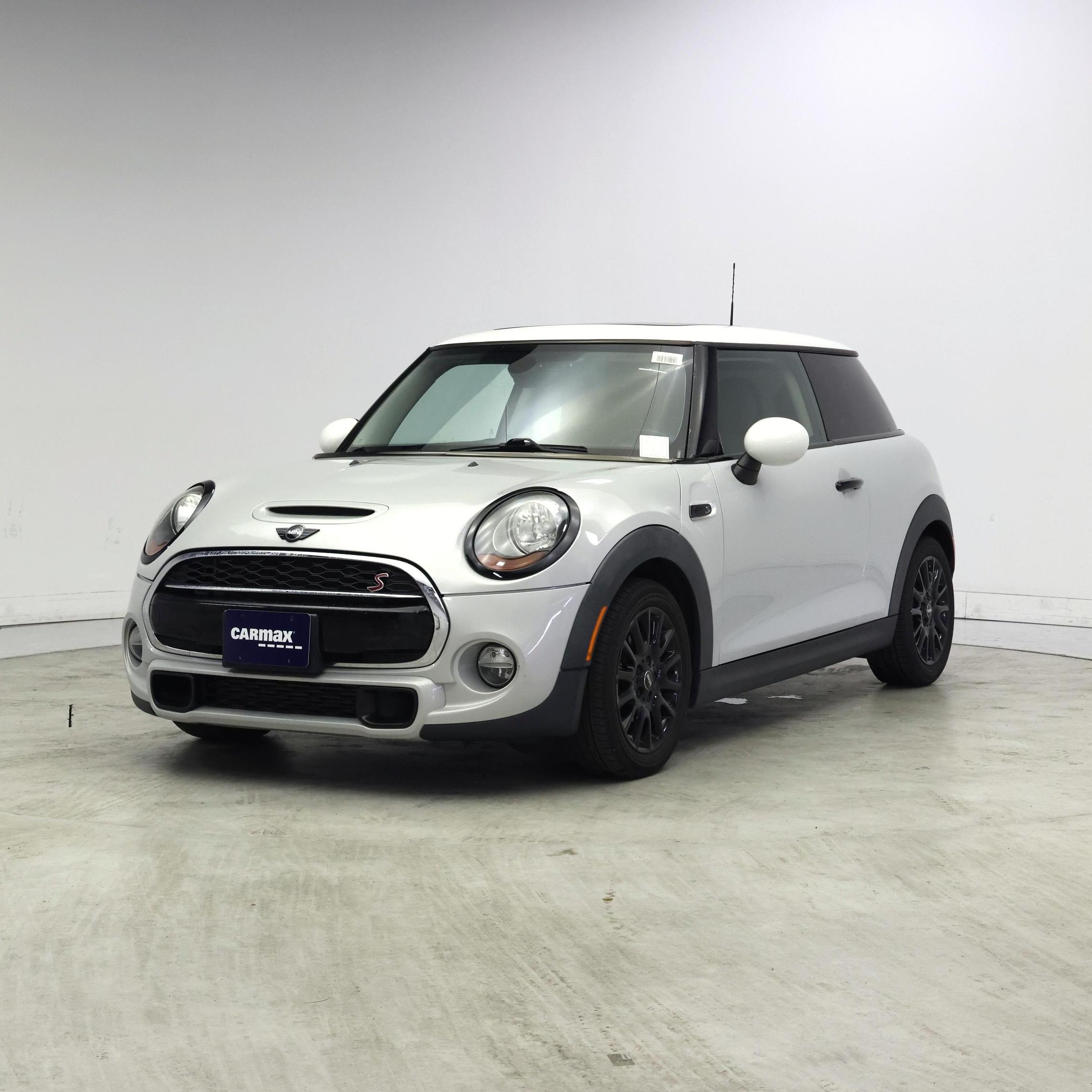 Thumbnail: 2015 MINI Cooper Hardtop - 4