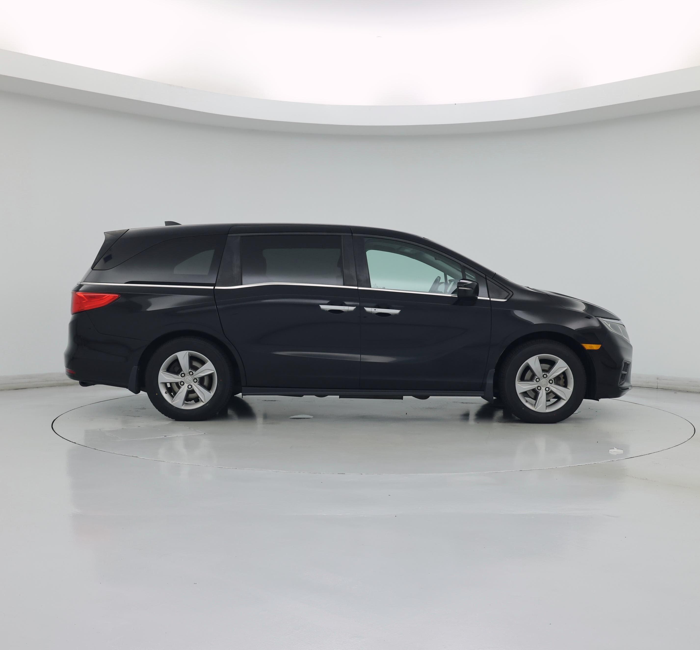 Thumbnail: 2018 Honda Odyssey - 7