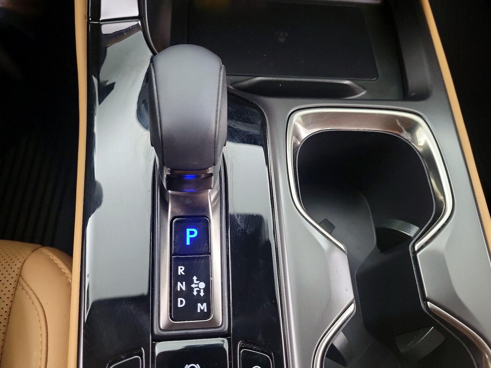 2026 Lexus NX 350 - Photo 18