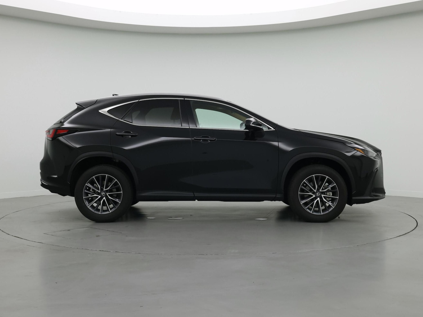 2026 Lexus NX 350 - Photo 8