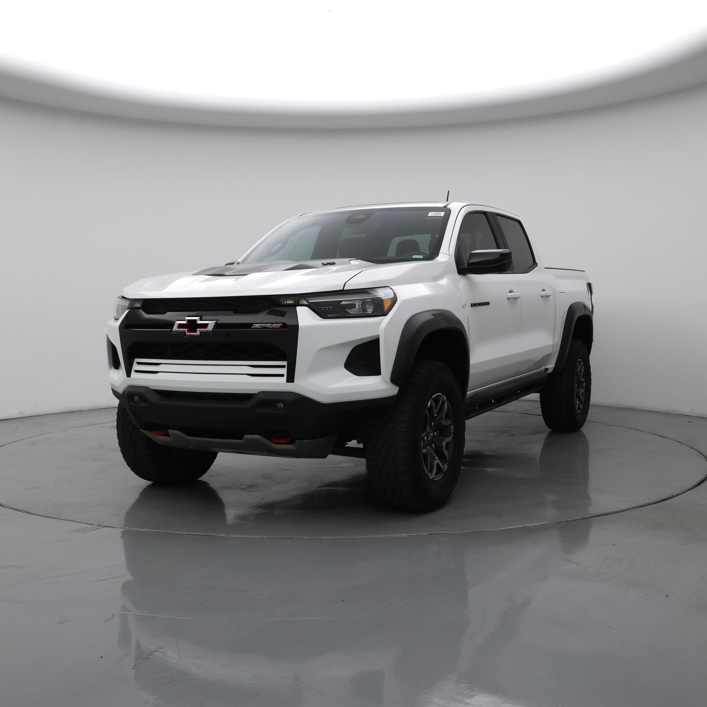 Thumbnail: 2024 Chevrolet Colorado - 4