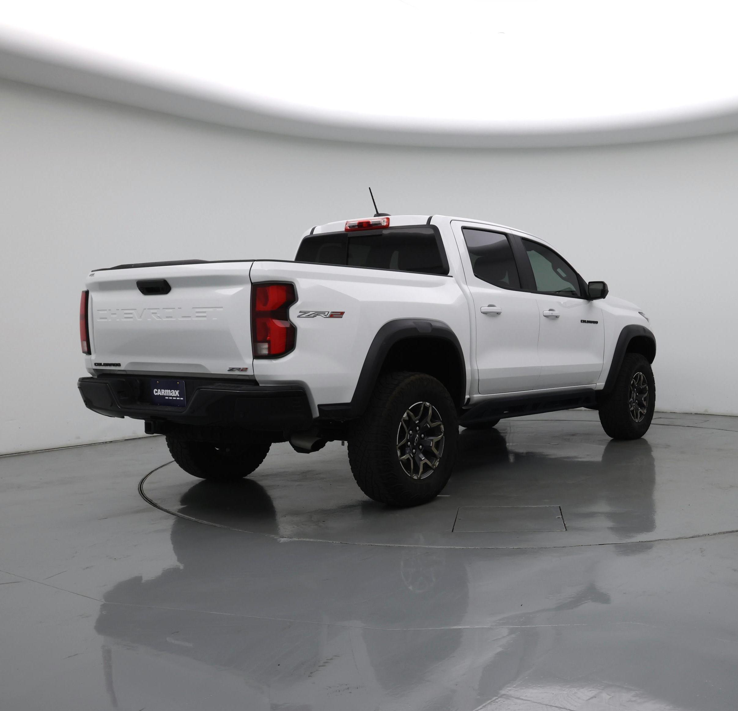 Thumbnail: 2024 Chevrolet Colorado - 8