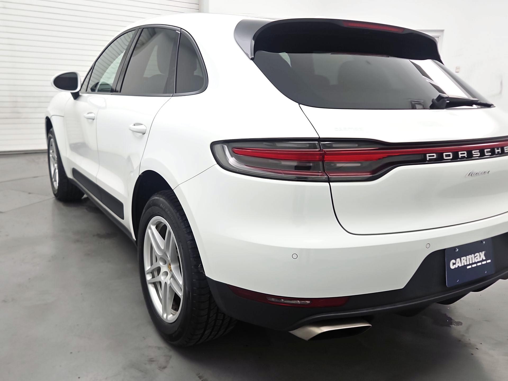 Thumbnail: 2021 Porsche Macan - 7