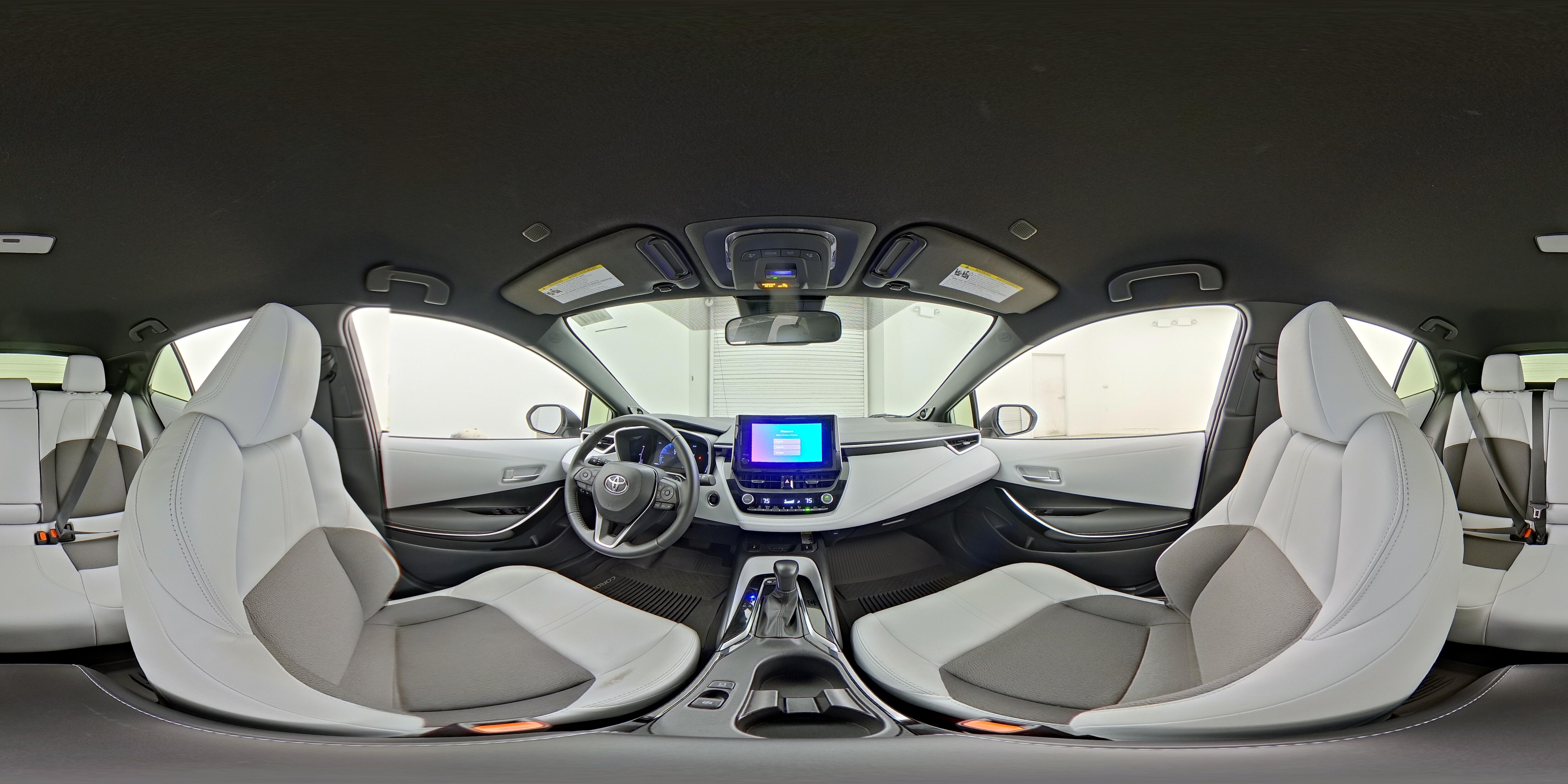 2024 Toyota Corolla Hatchback XSE - Photo 21
