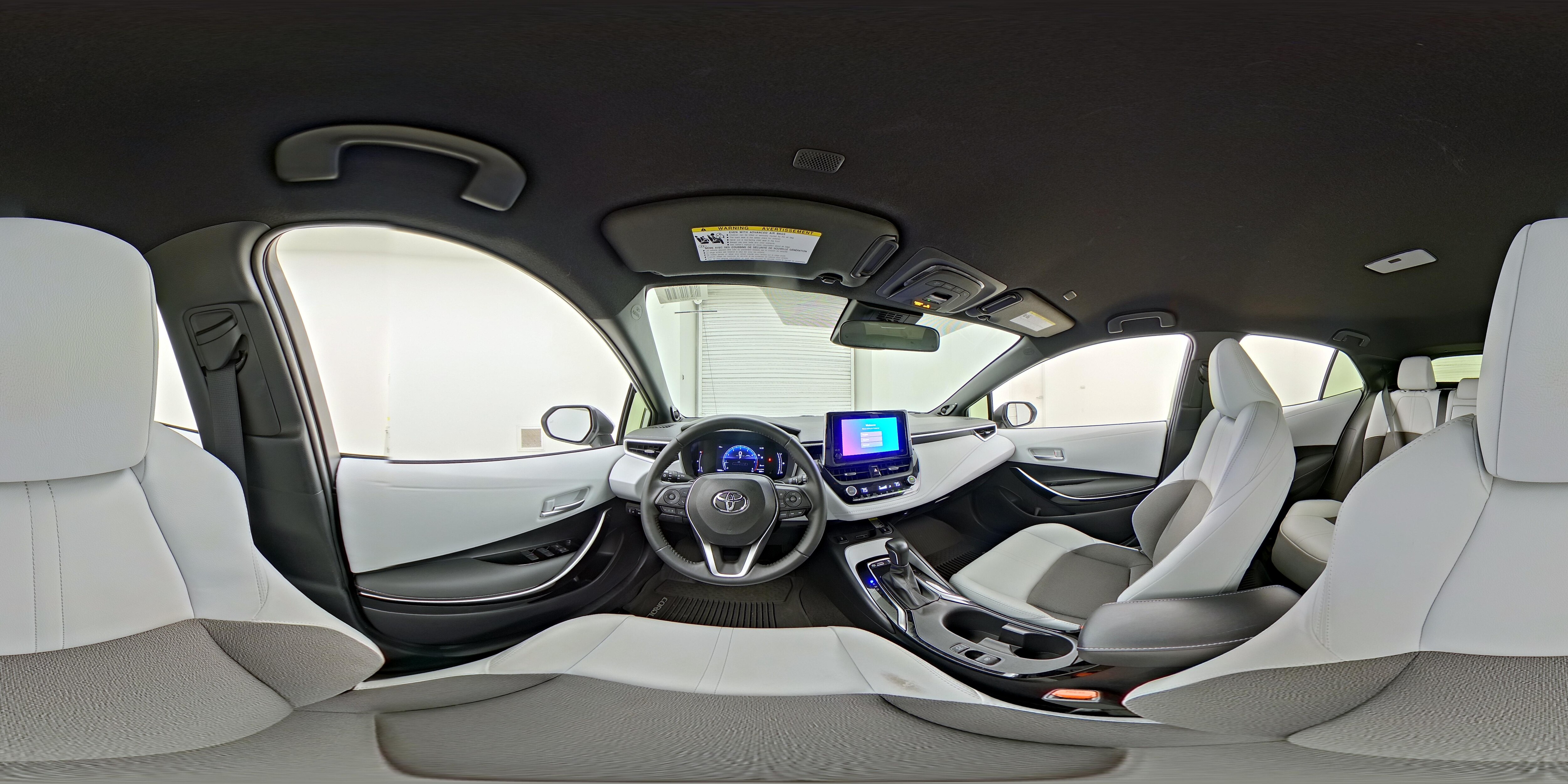 2024 Toyota Corolla Hatchback XSE - Photo 23