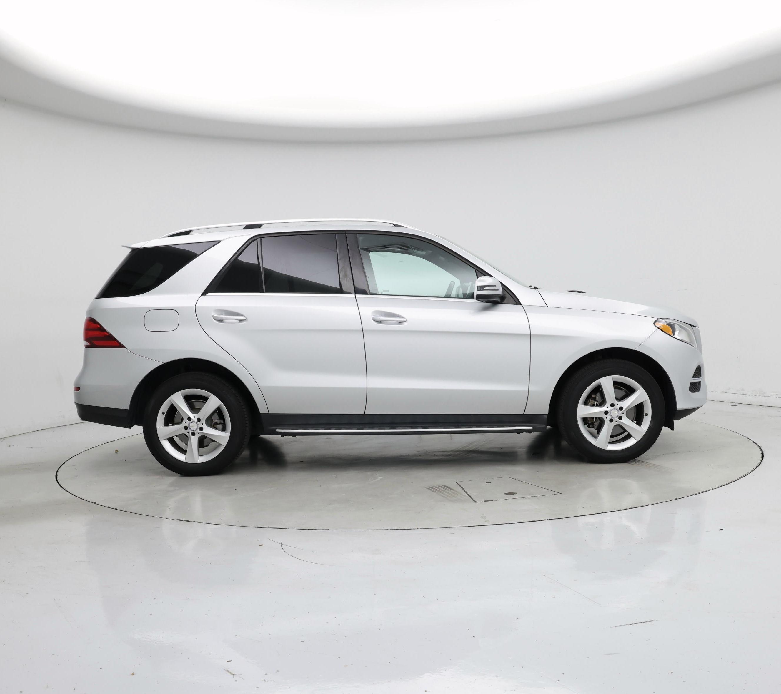 Thumbnail: 2017 Mercedes-Benz GLE - 7