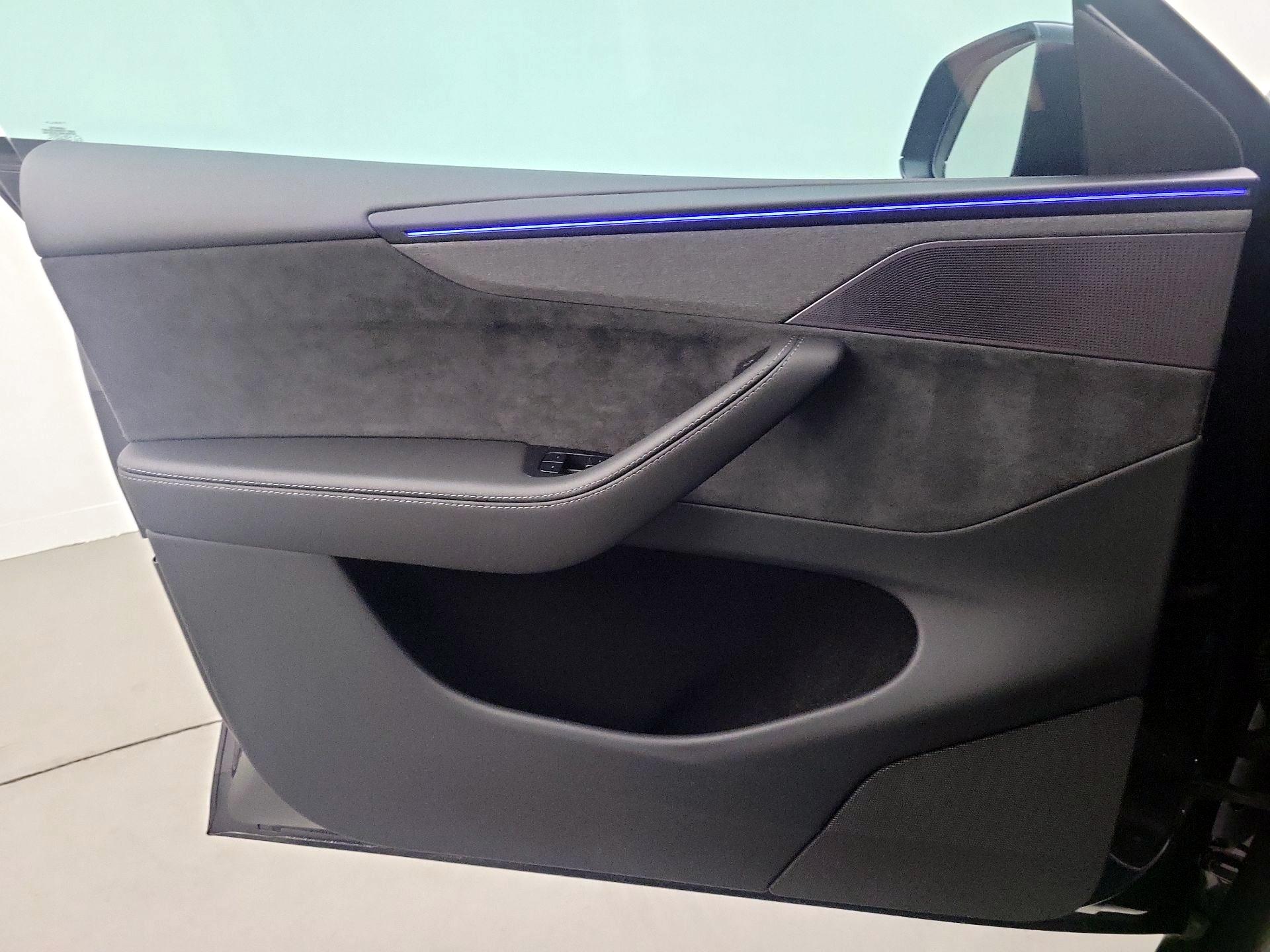 Thumbnail: 2026 Tesla Model Y - 12