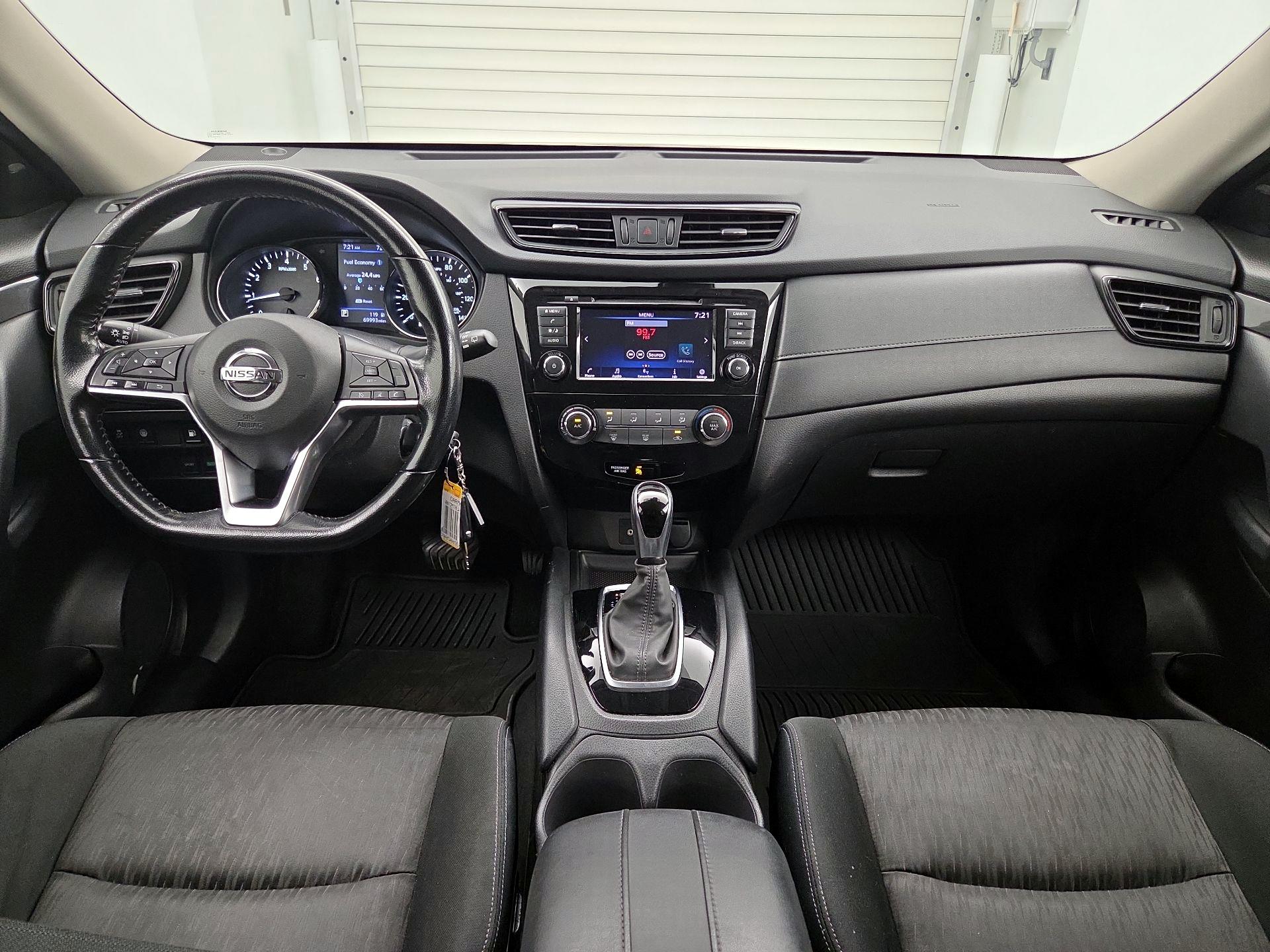 Thumbnail: 2020 Nissan Rogue - 9