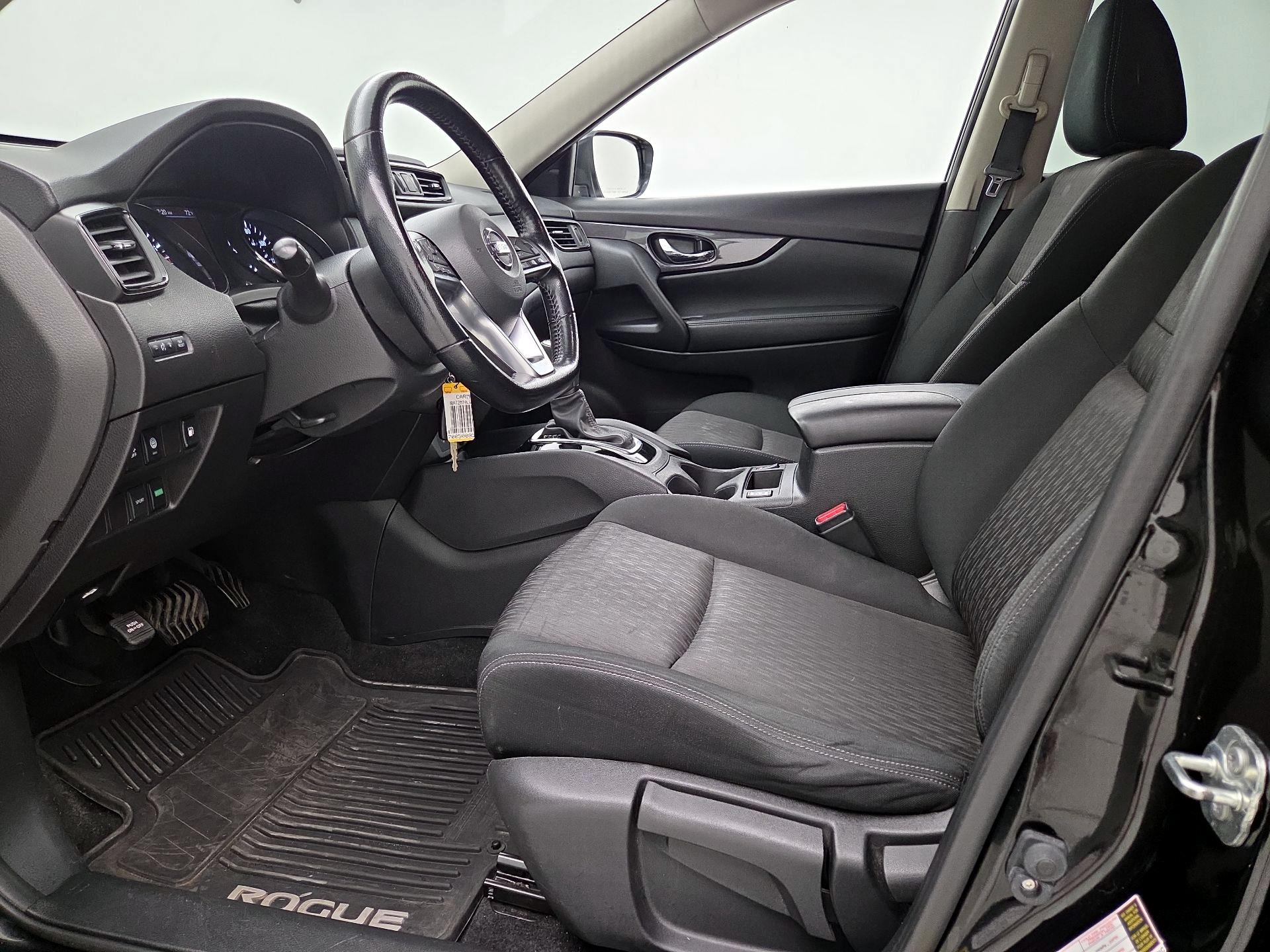 Thumbnail: 2020 Nissan Rogue - 11