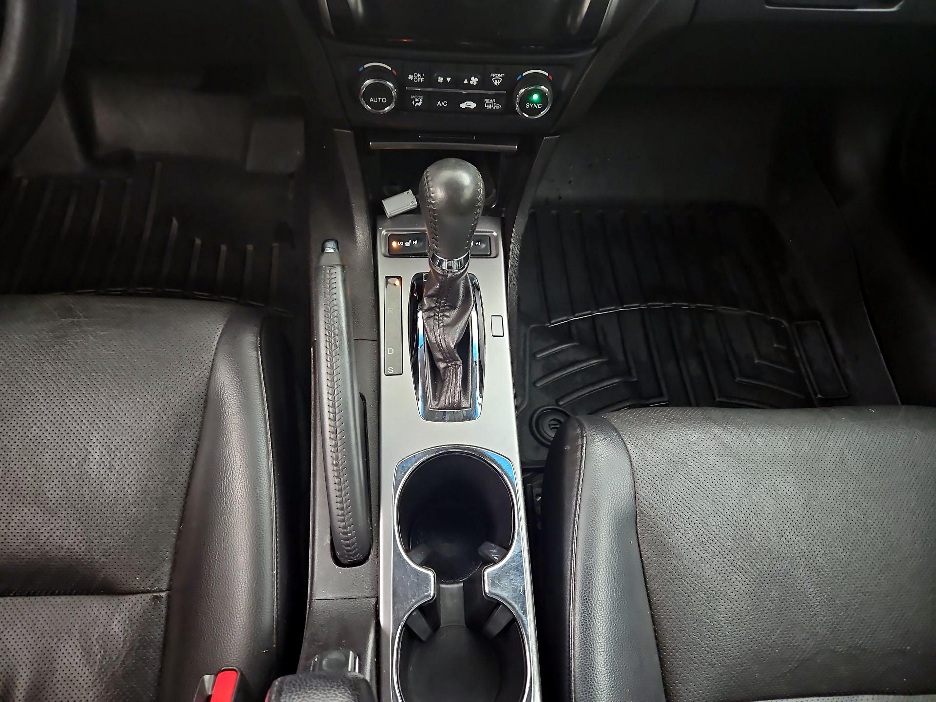 Thumbnail: 2014 Acura ILX - 17