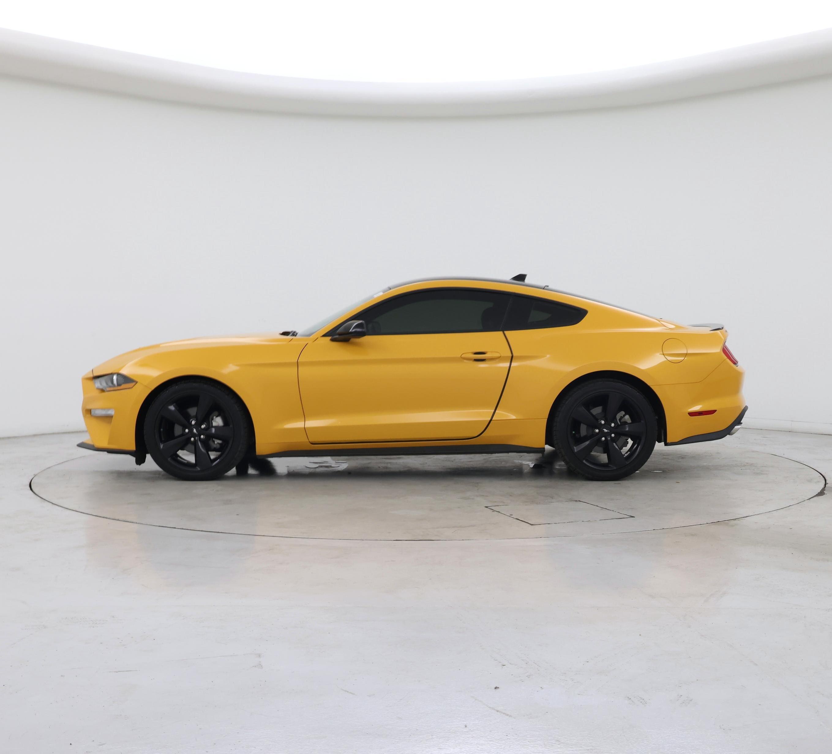 Thumbnail: 2022 Ford Mustang - 3