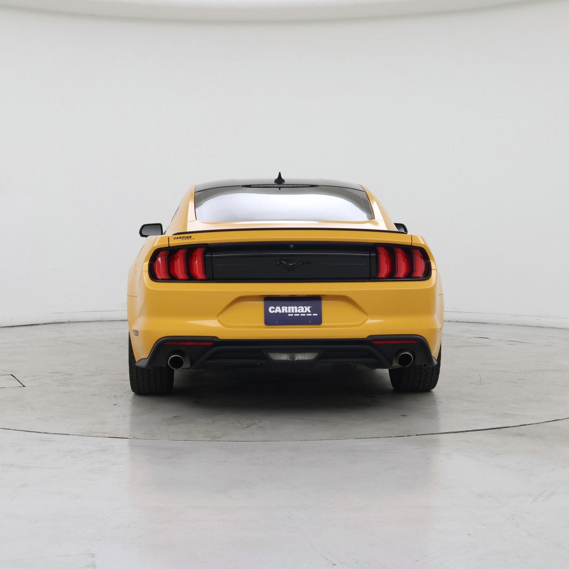 Thumbnail: 2022 Ford Mustang - 6