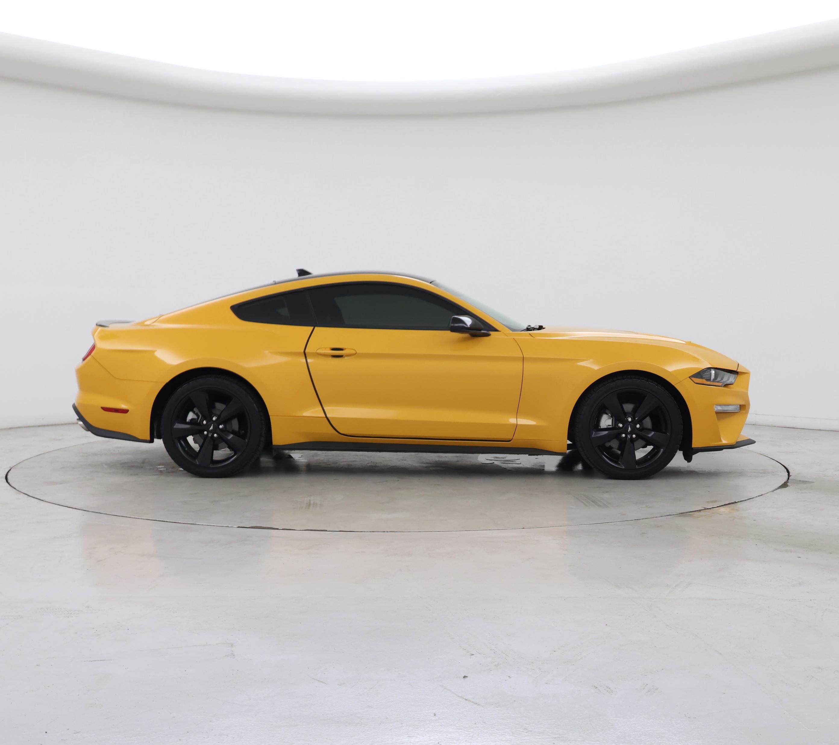 Thumbnail: 2022 Ford Mustang - 7
