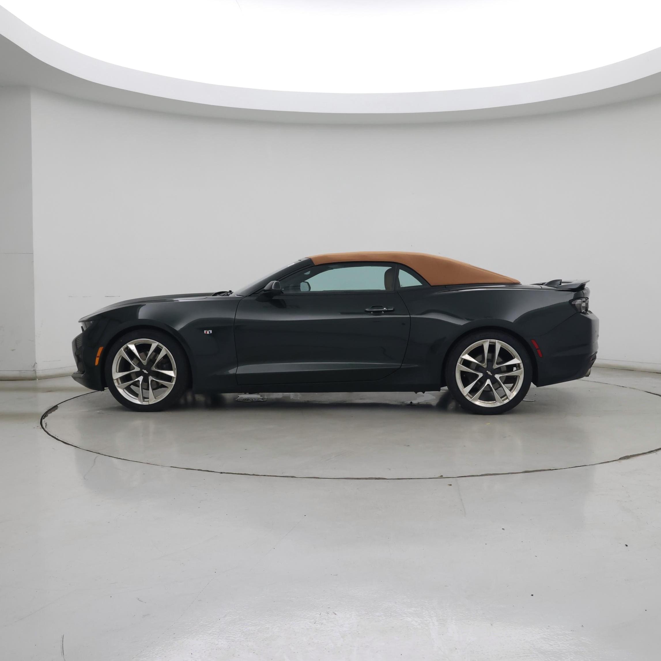 Thumbnail: 2020 Chevrolet Camaro - 3