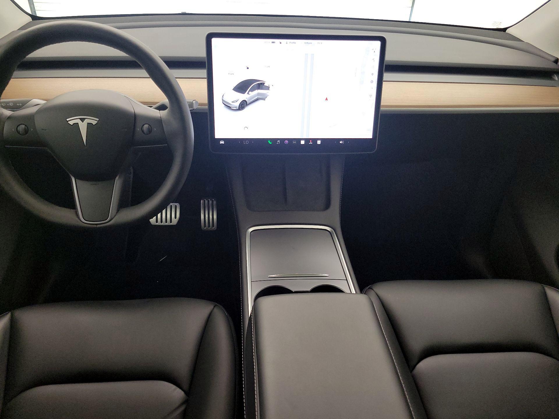Thumbnail: 2025 Tesla Model Y - 9