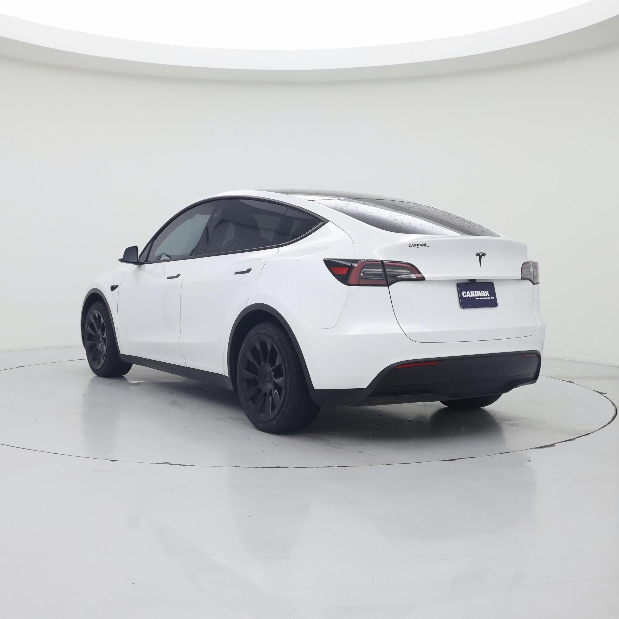Thumbnail: 2025 Tesla Model Y - 2