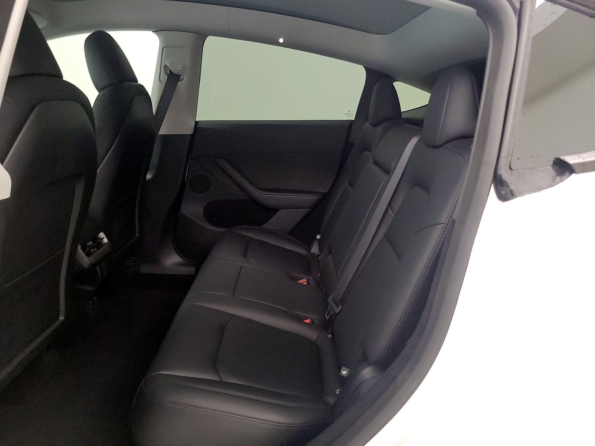 Thumbnail: 2025 Tesla Model Y - 19