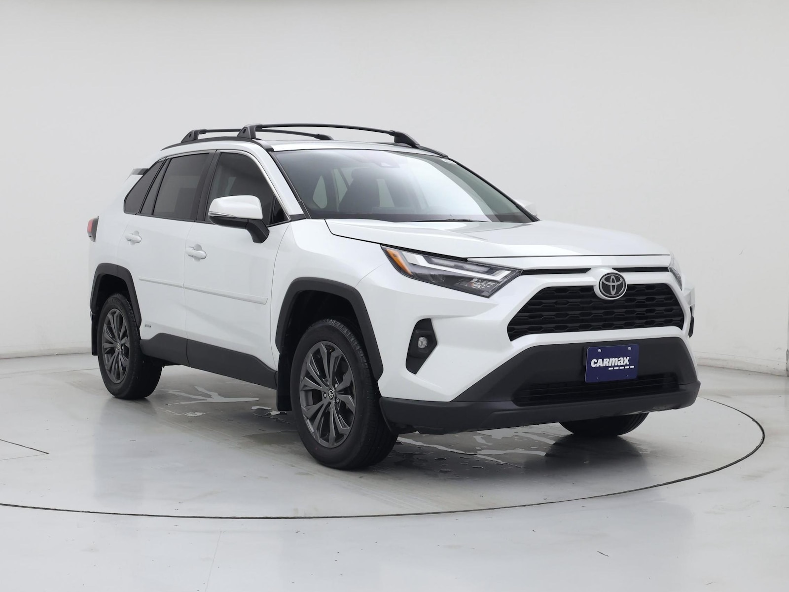 2025 Toyota RAV4 XLE Premium - Photo 2