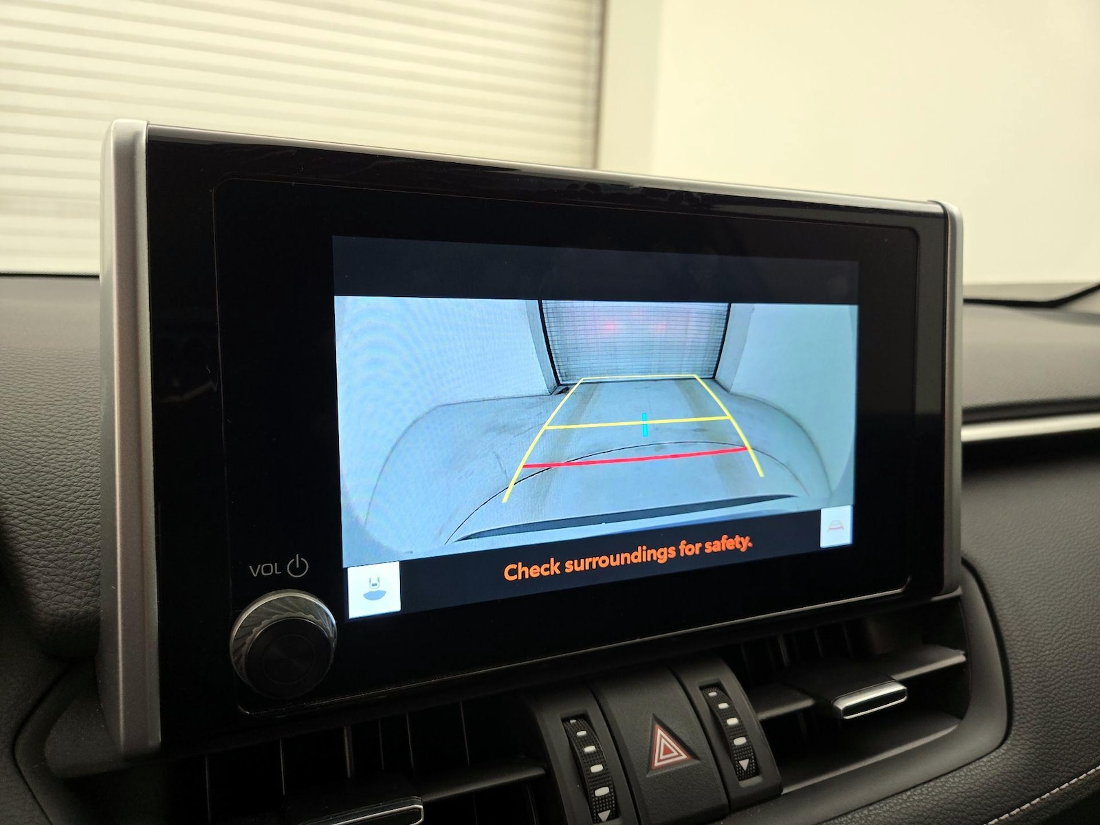 2025 Toyota RAV4 XLE Premium - Photo 15