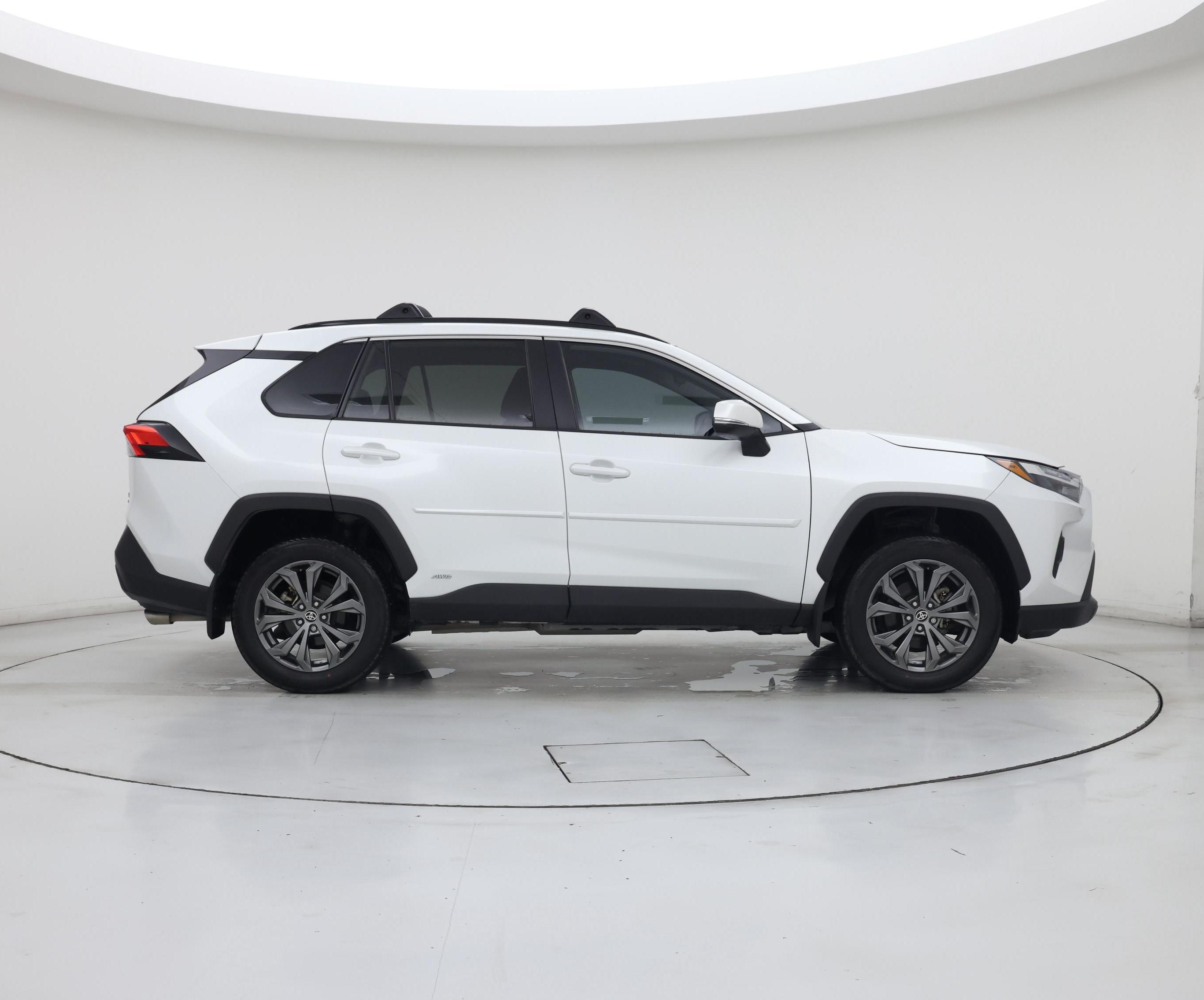 Thumbnail: 2025 Toyota RAV4 - 7