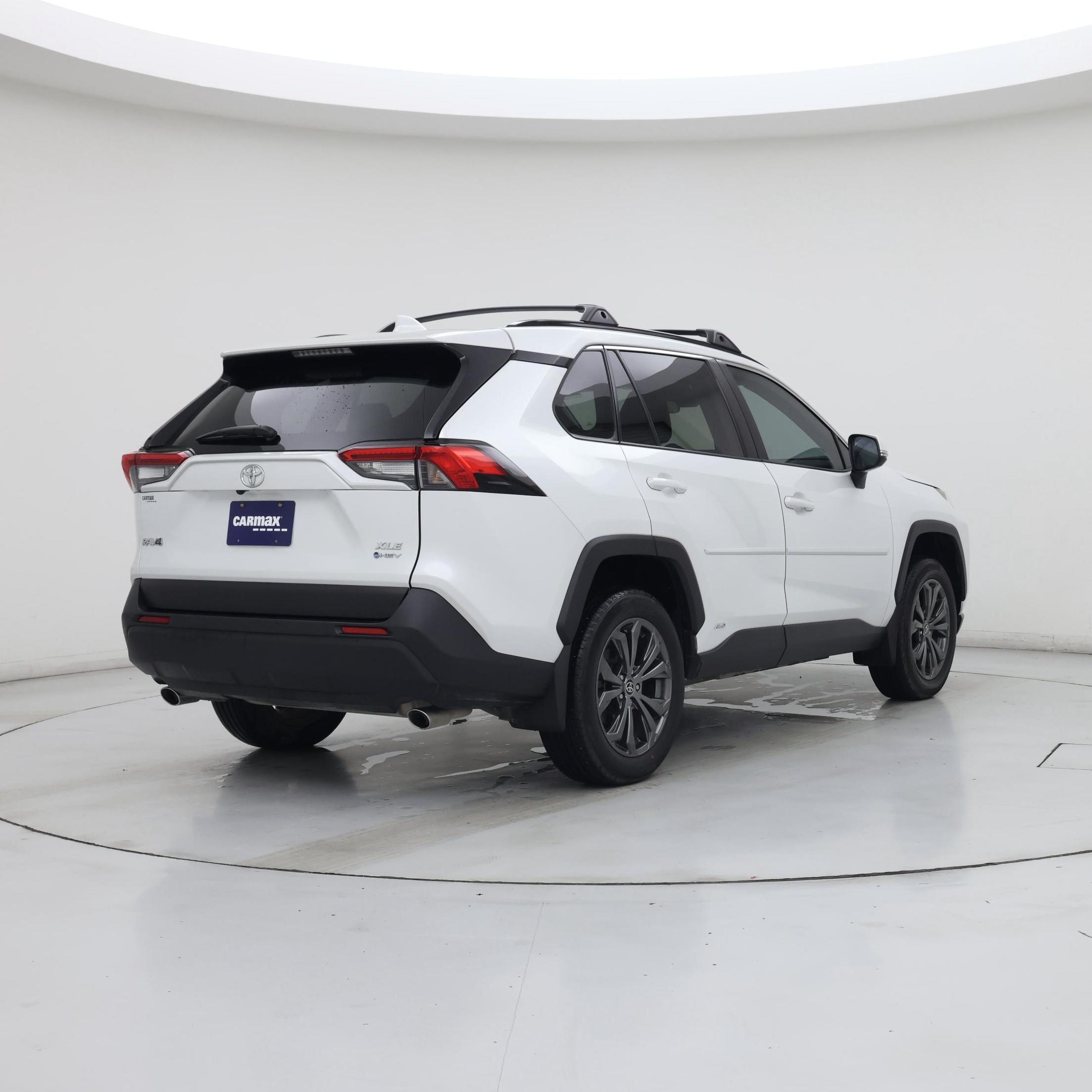 Thumbnail: 2025 Toyota RAV4 - 8