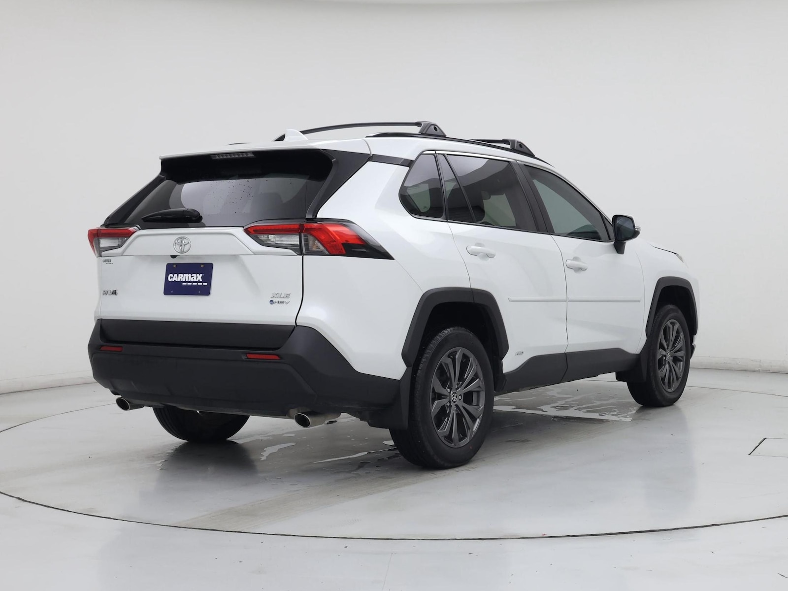 2025 Toyota RAV4 XLE Premium - Photo 9