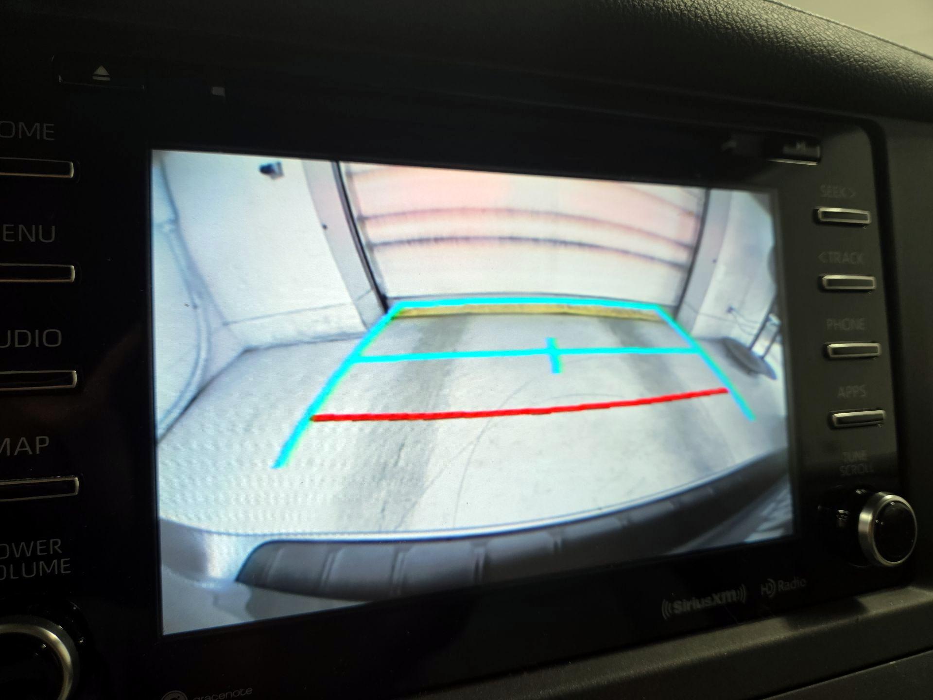 Thumbnail: 2020 Toyota Sienna - 14