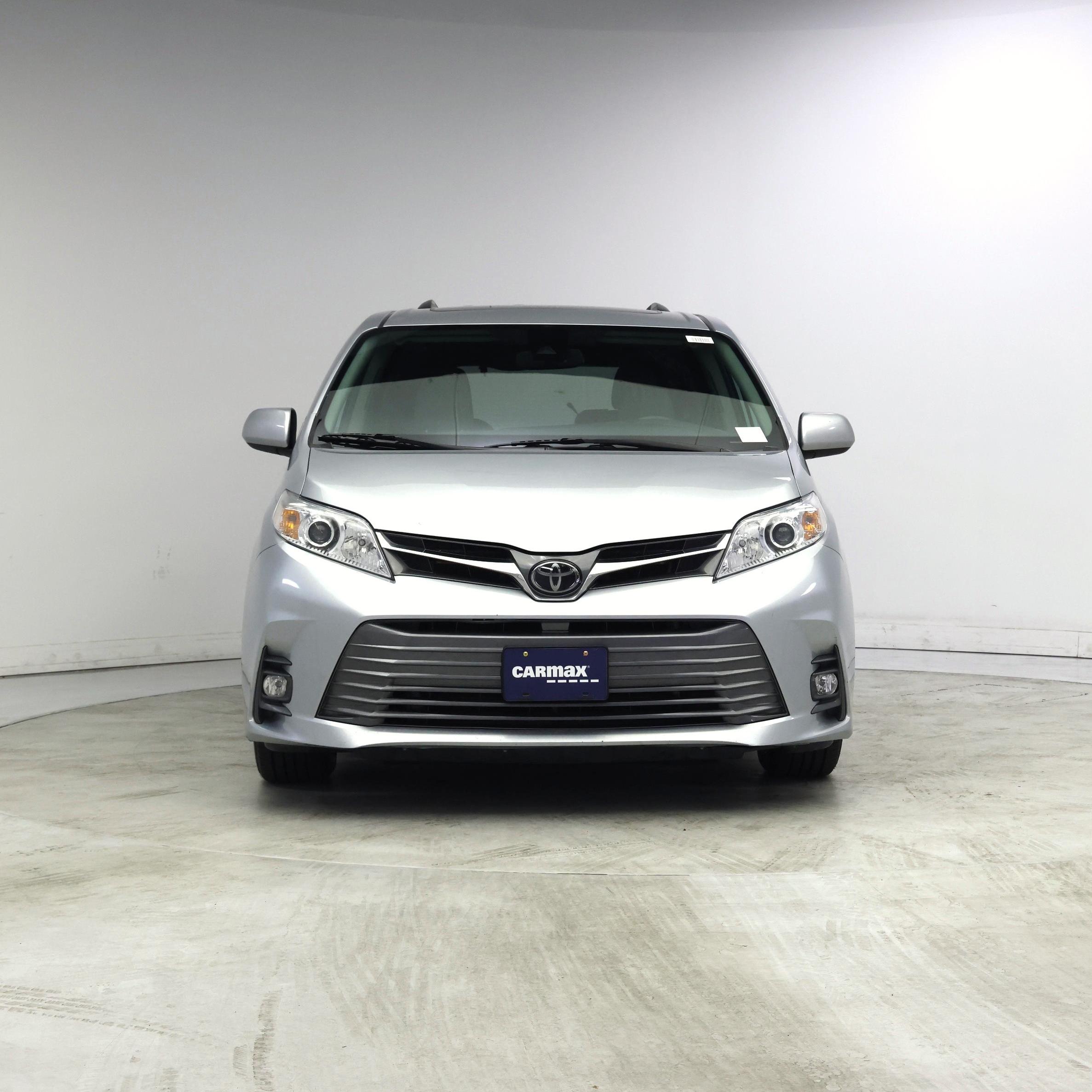 Thumbnail: 2020 Toyota Sienna - 5