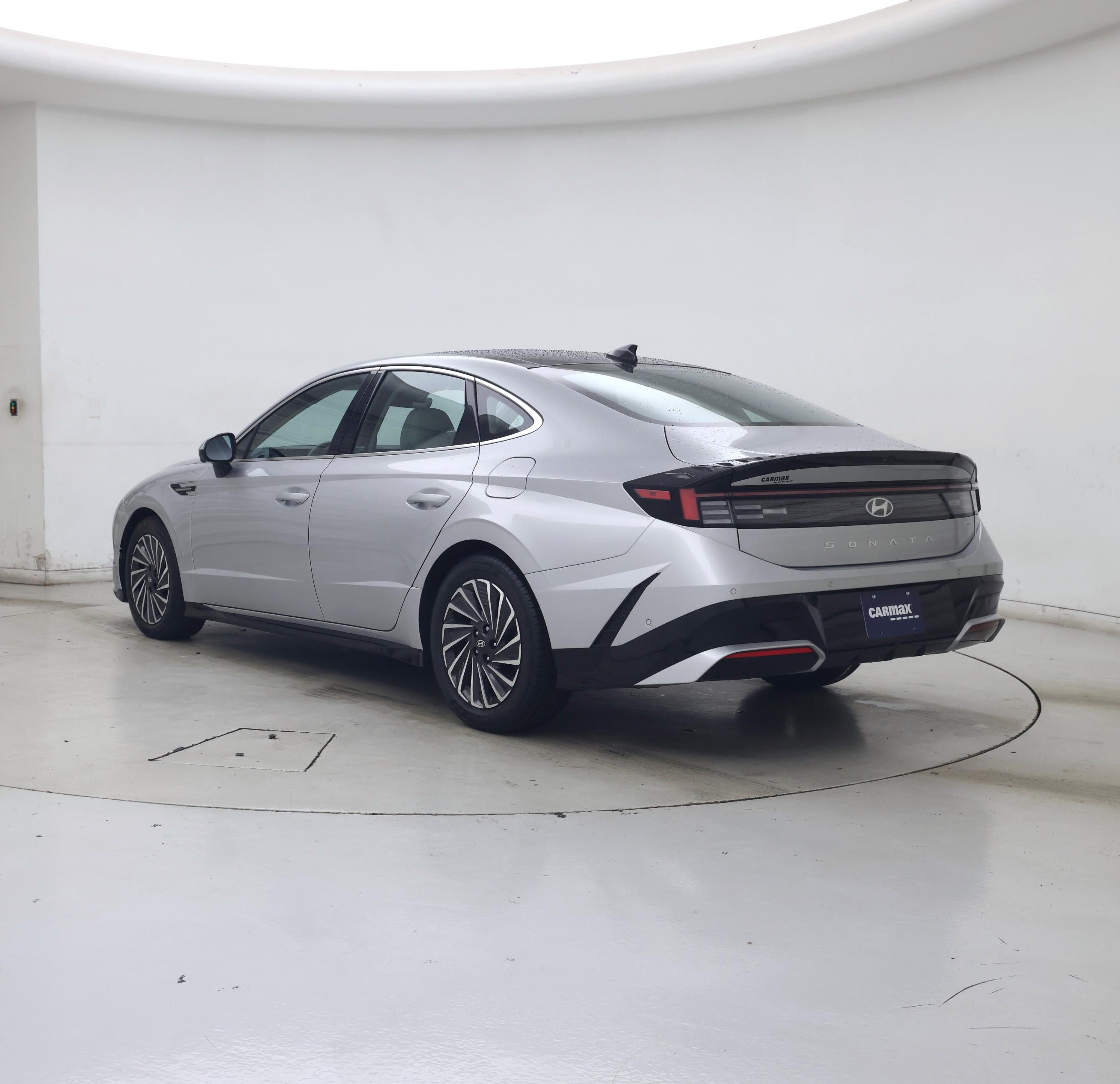 Thumbnail: 2024 Hyundai Sonata - 2
