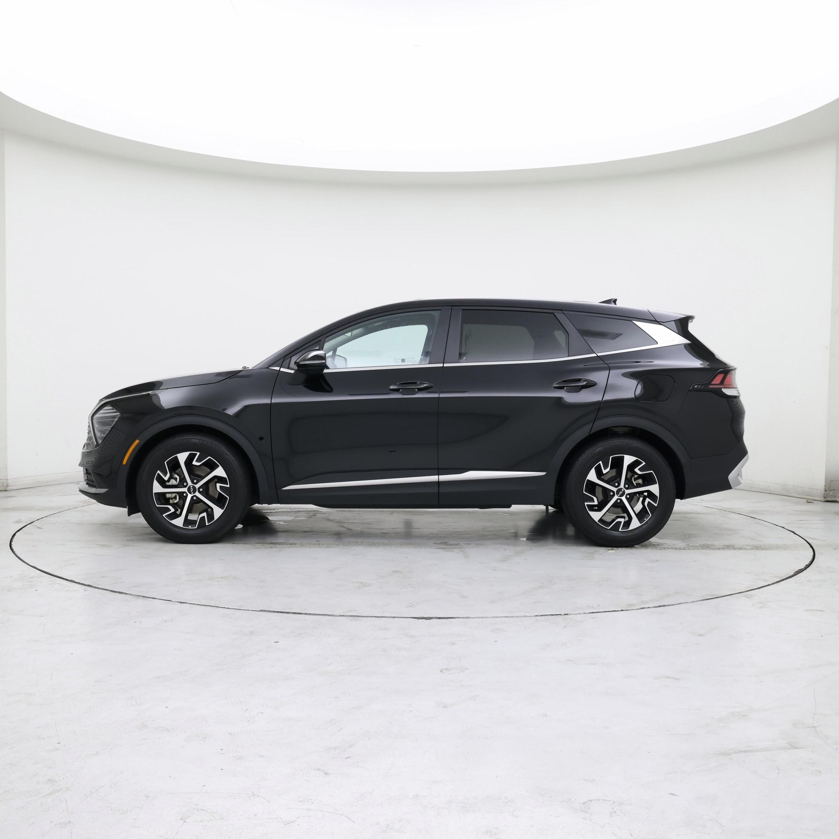 Thumbnail: 2025 Kia Sportage - 3