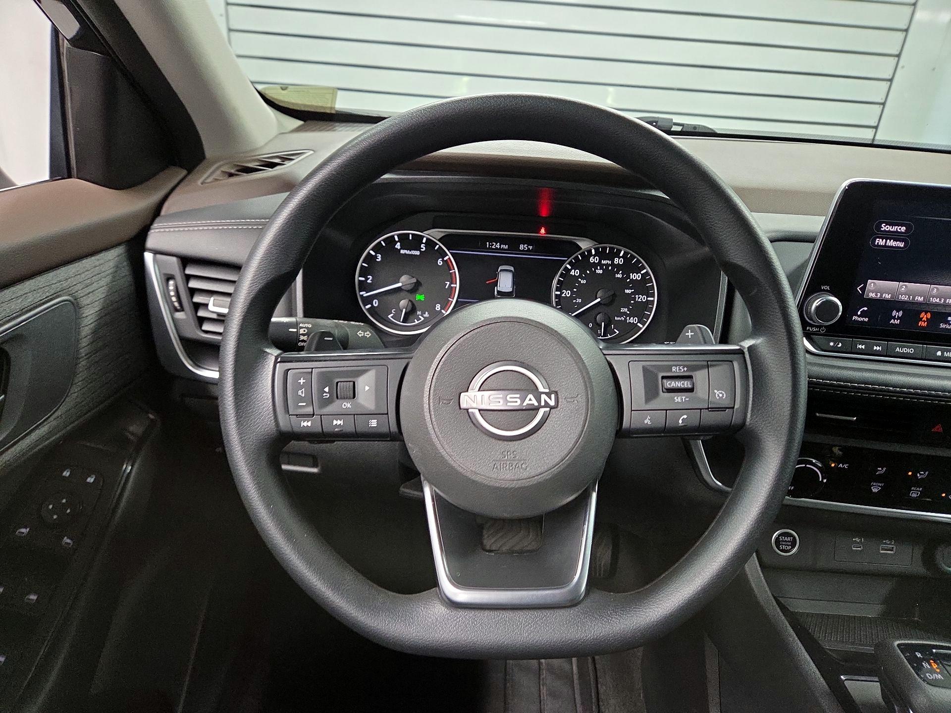 Thumbnail: 2023 Nissan Rogue - 10
