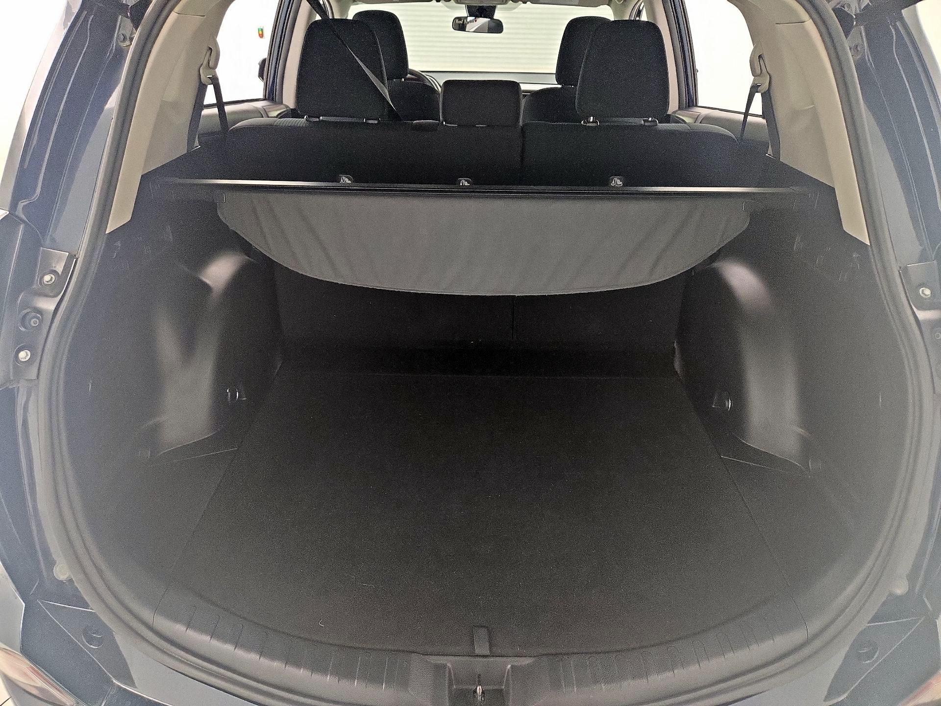 Thumbnail: 2018 Toyota RAV4 - 20