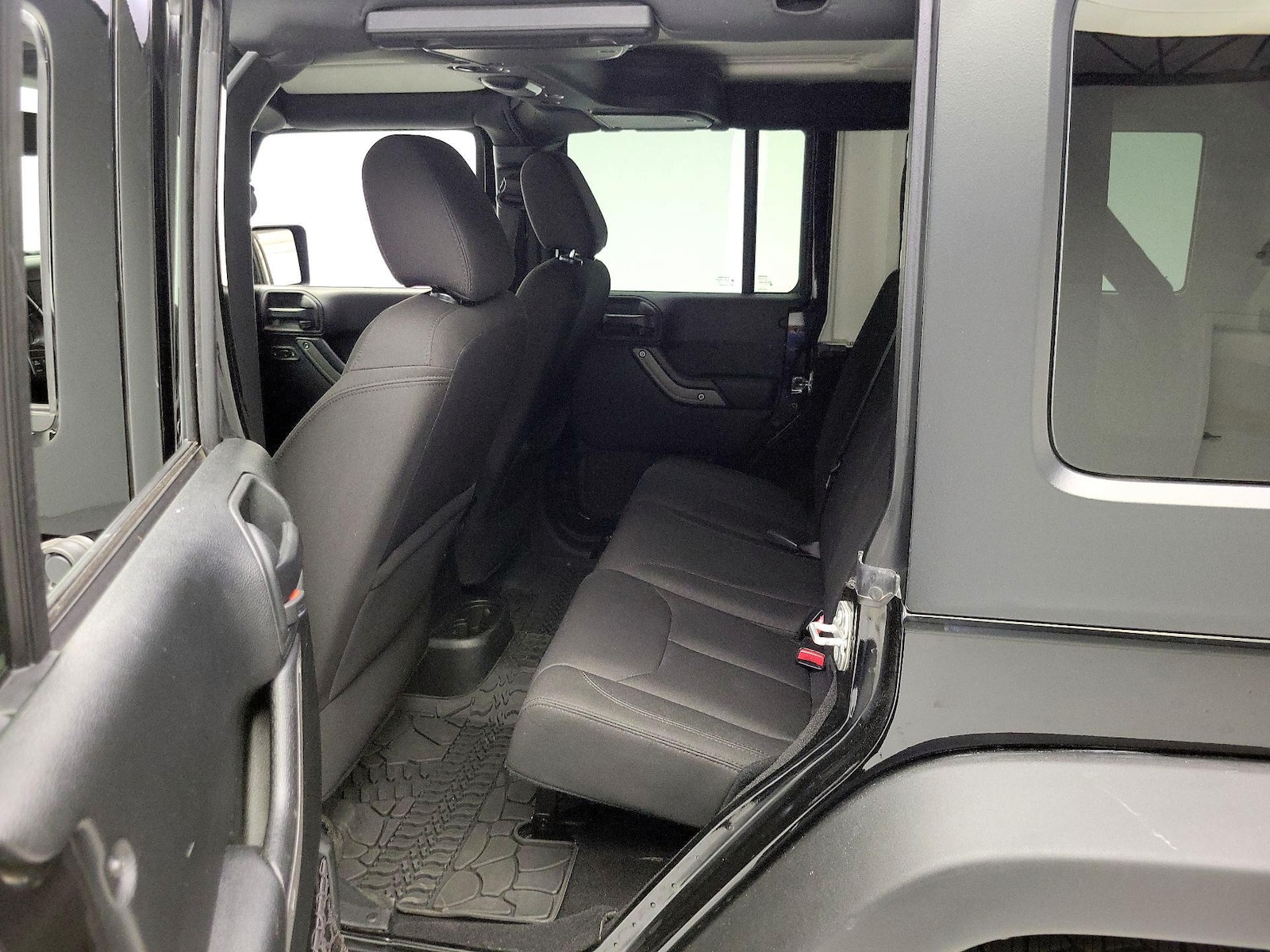 2017 Jeep Wrangler Unlimited Sport S - Photo 18