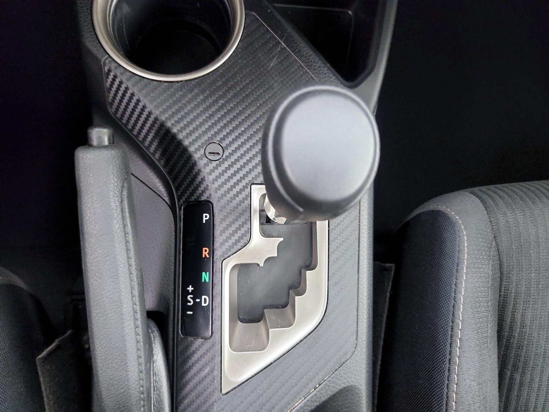 Thumbnail: 2015 Toyota RAV4 - 17