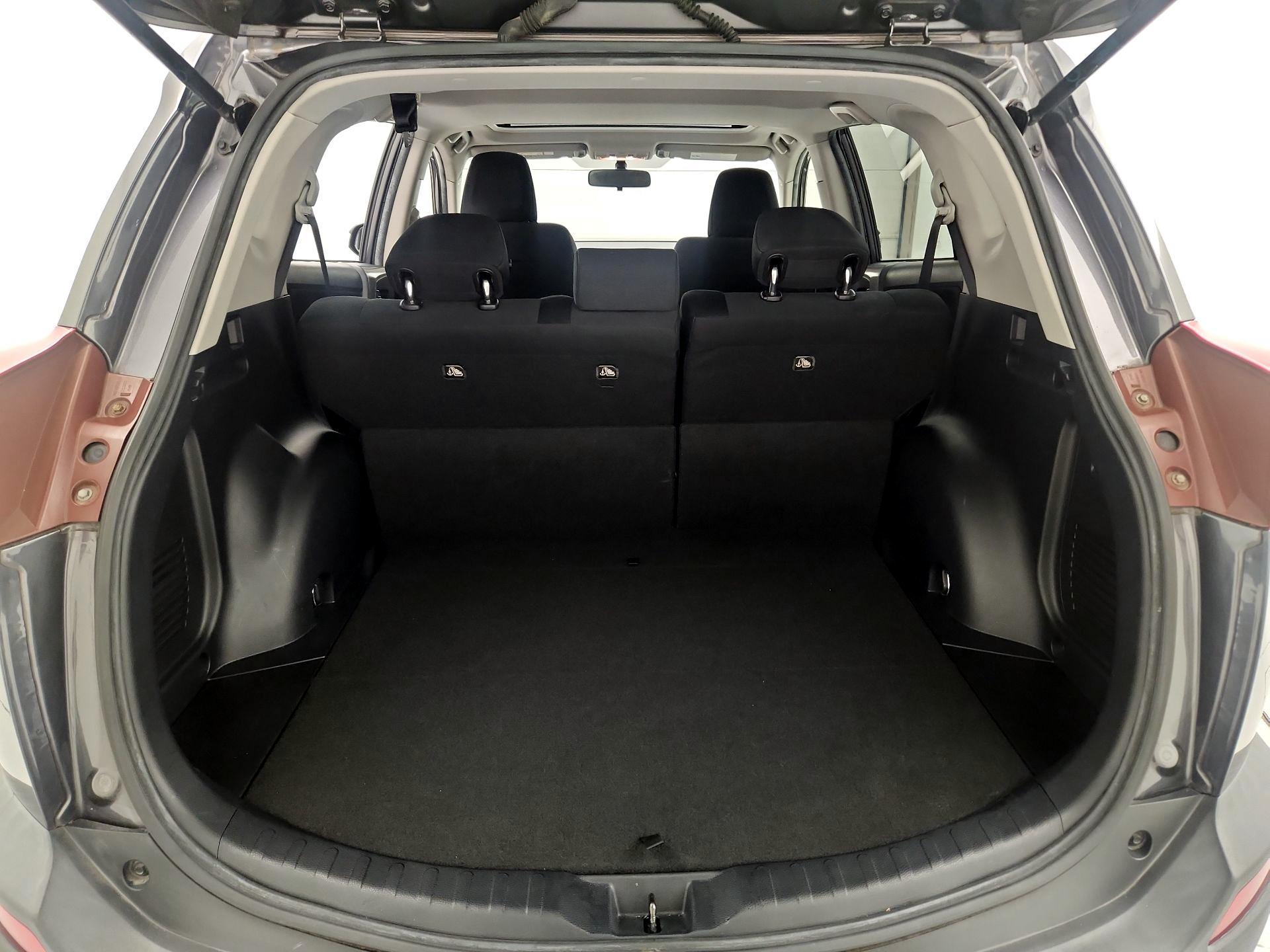 Thumbnail: 2015 Toyota RAV4 - 20