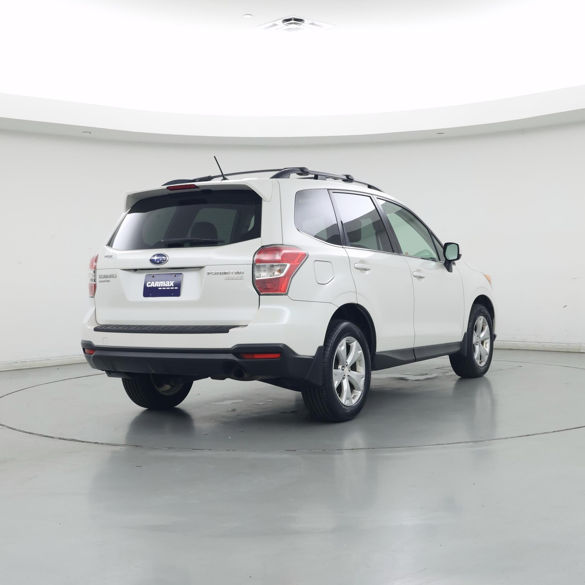 Thumbnail: 2015 Subaru Forester - 8