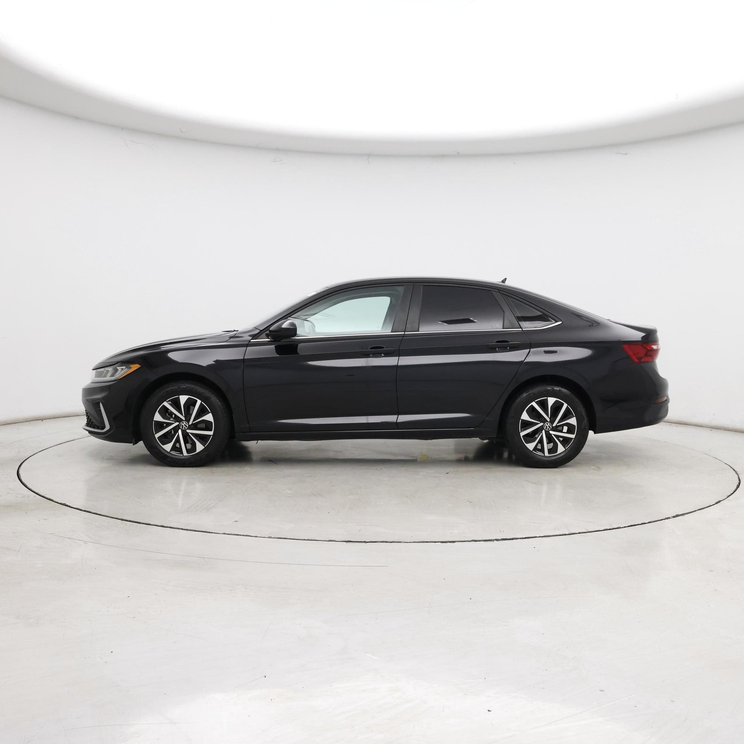 Thumbnail: 2025 Volkswagen Jetta - 3