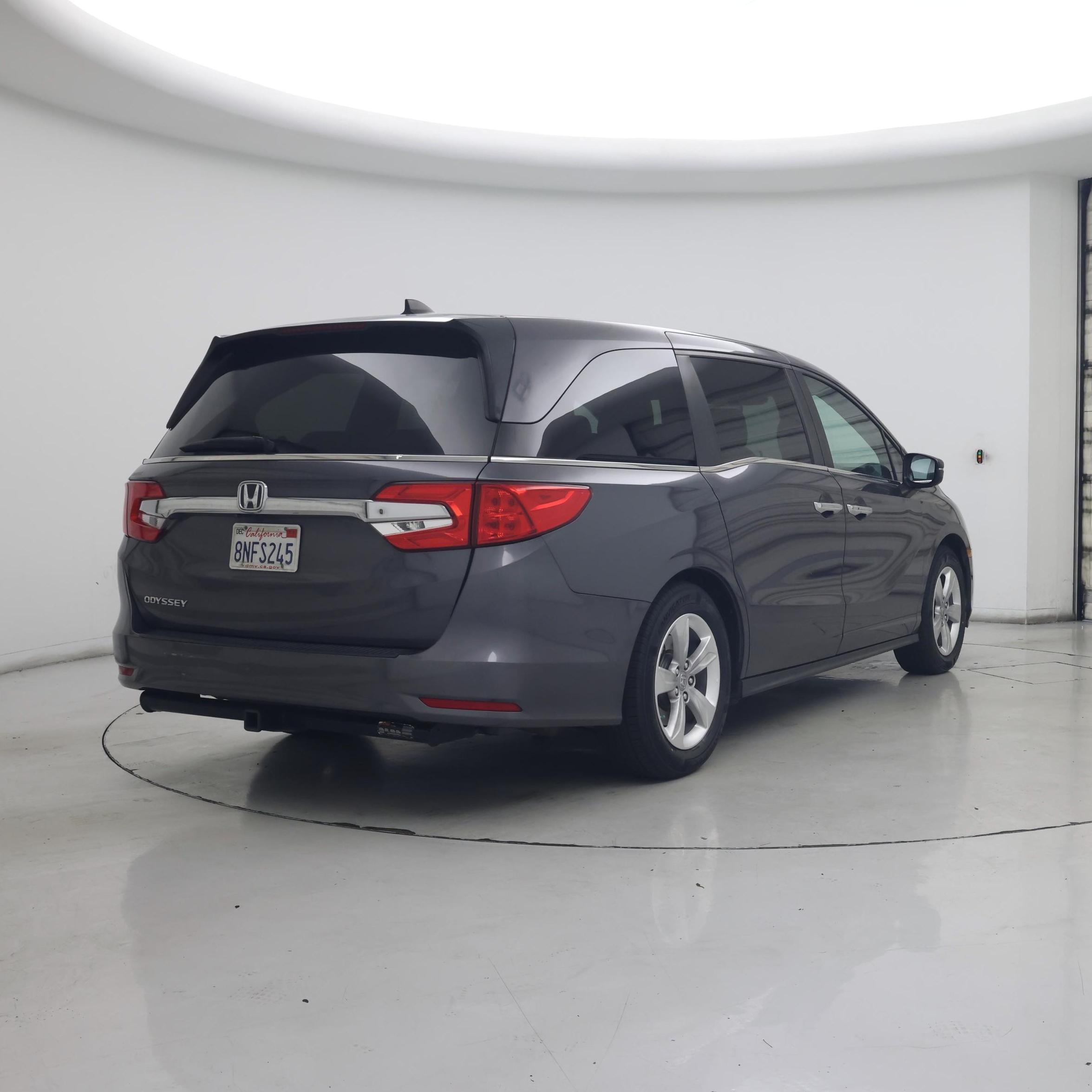 Thumbnail: 2019 Honda Odyssey - 8