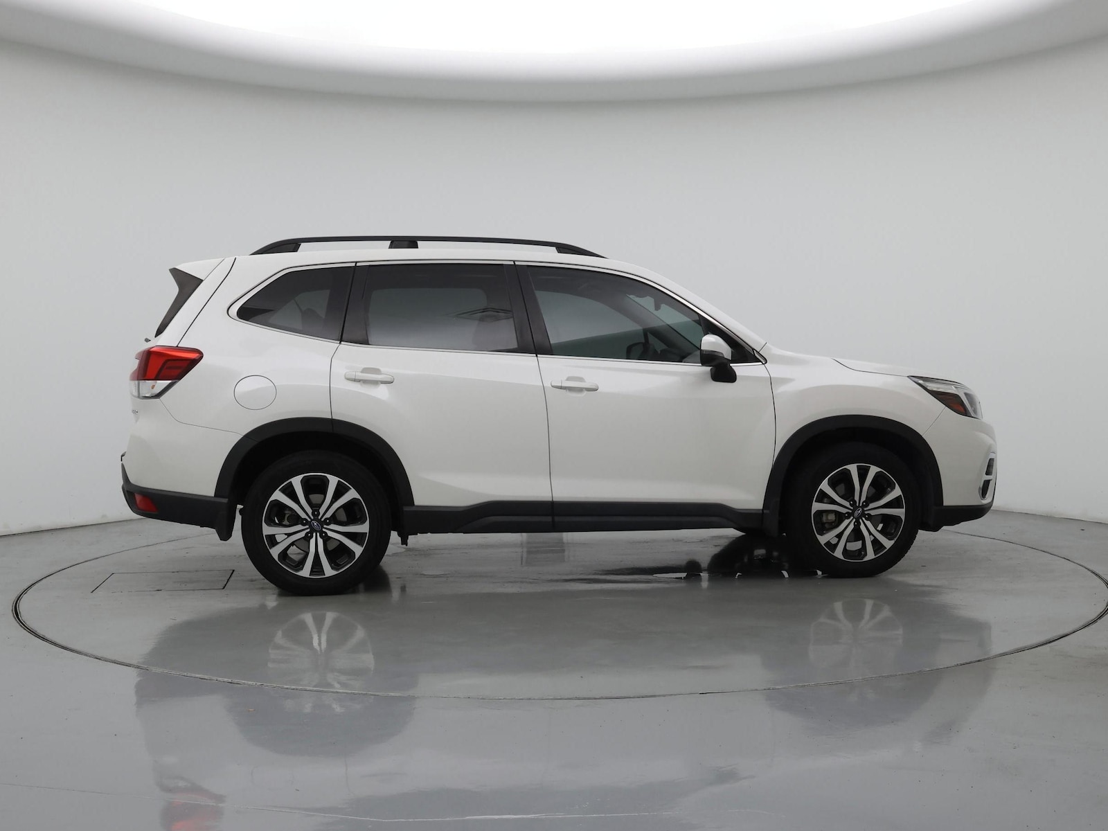 2021 Subaru Forester Limited - Photo 8