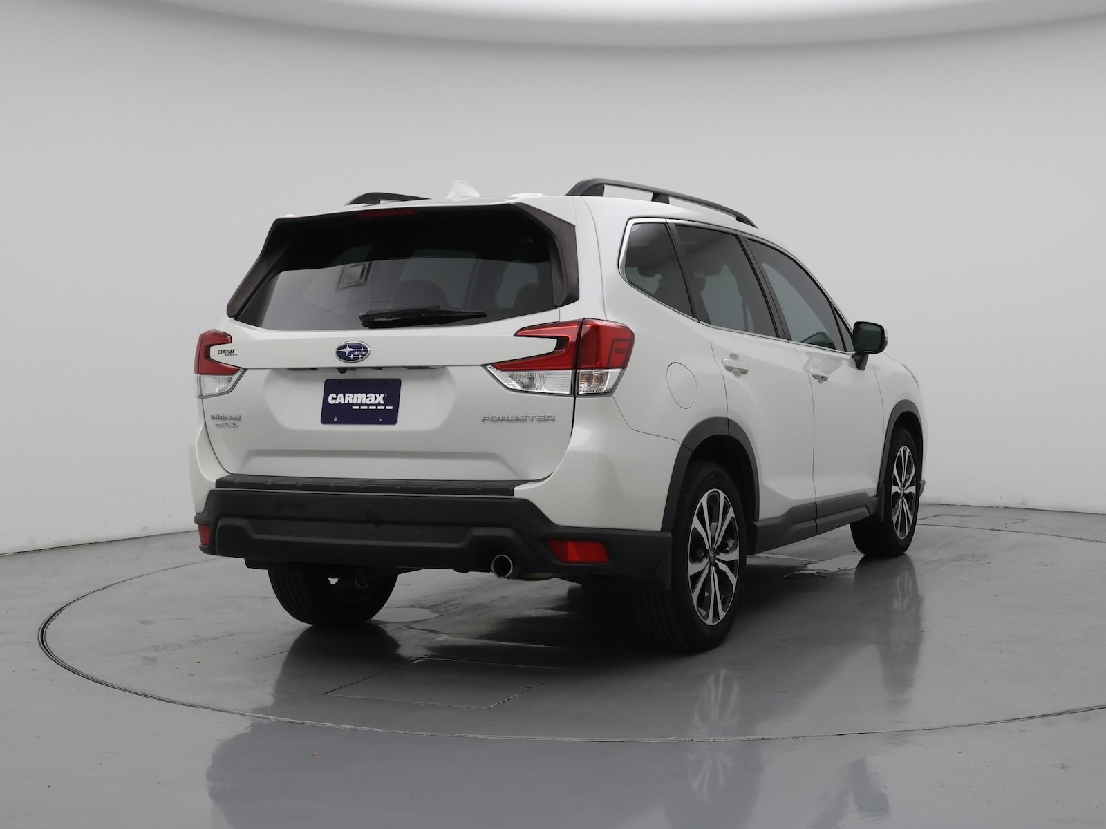 2021 Subaru Forester Limited - Photo 9