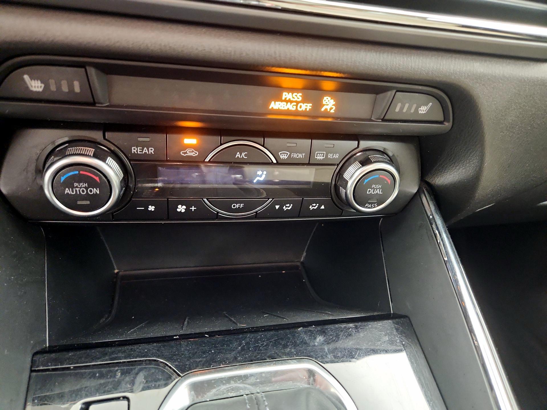 Thumbnail: 2016 Mazda CX-9 - 17
