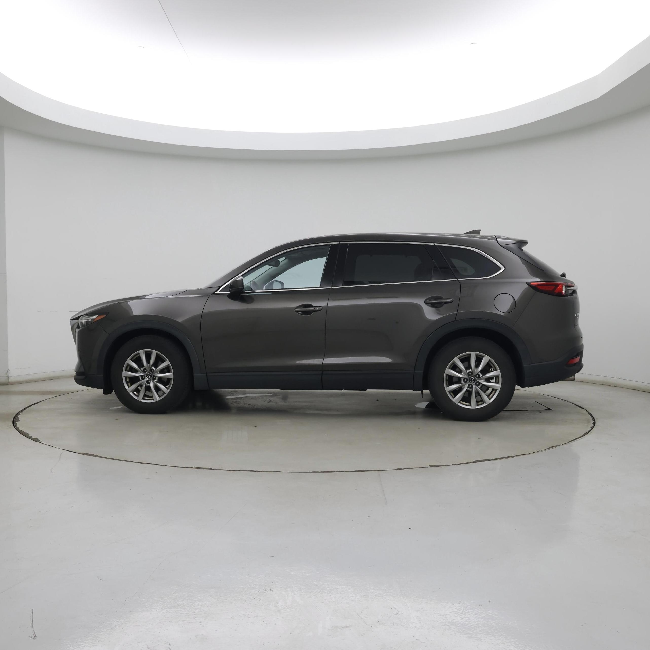 Thumbnail: 2016 Mazda CX-9 - 3