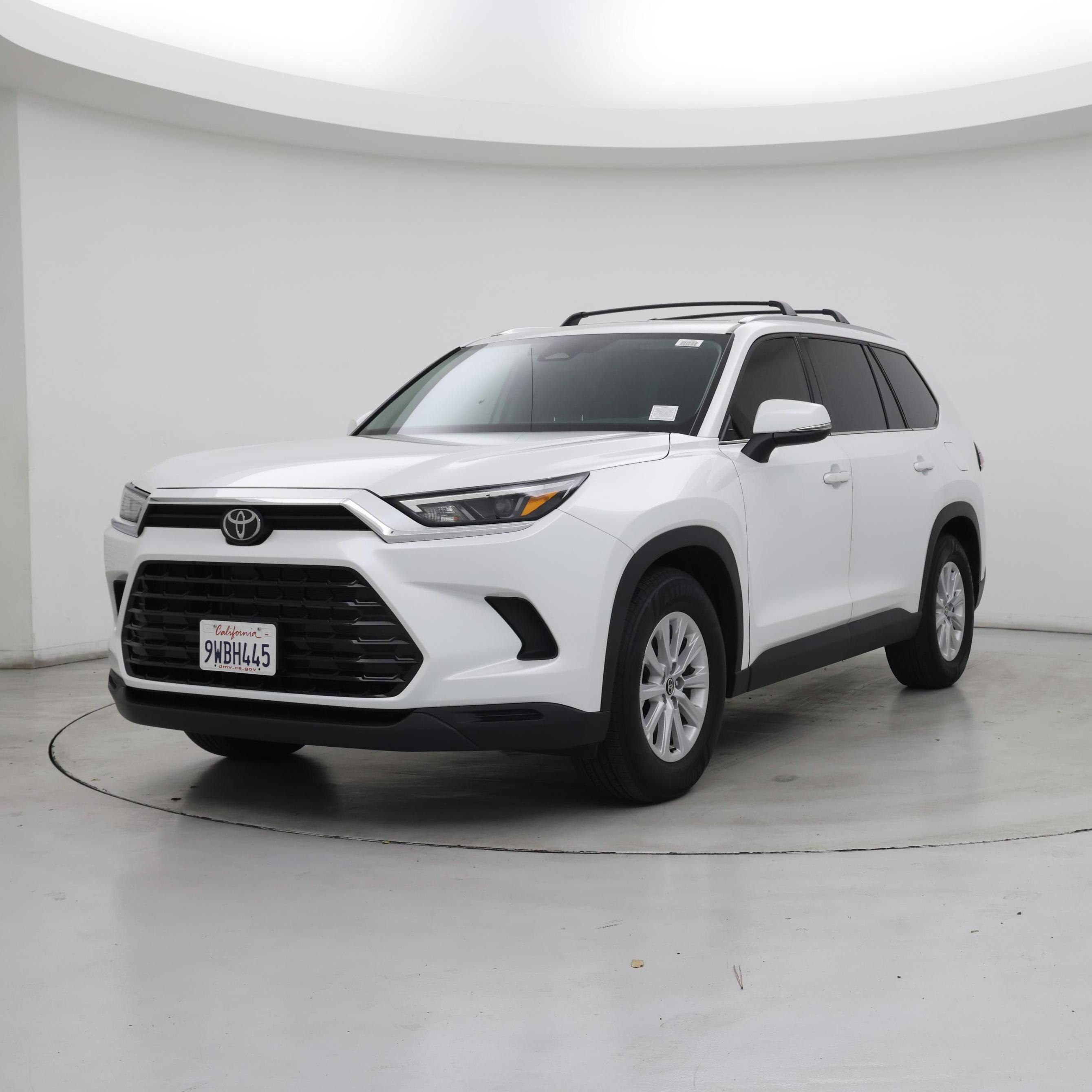 Thumbnail: 2026 Toyota Highlander - 4