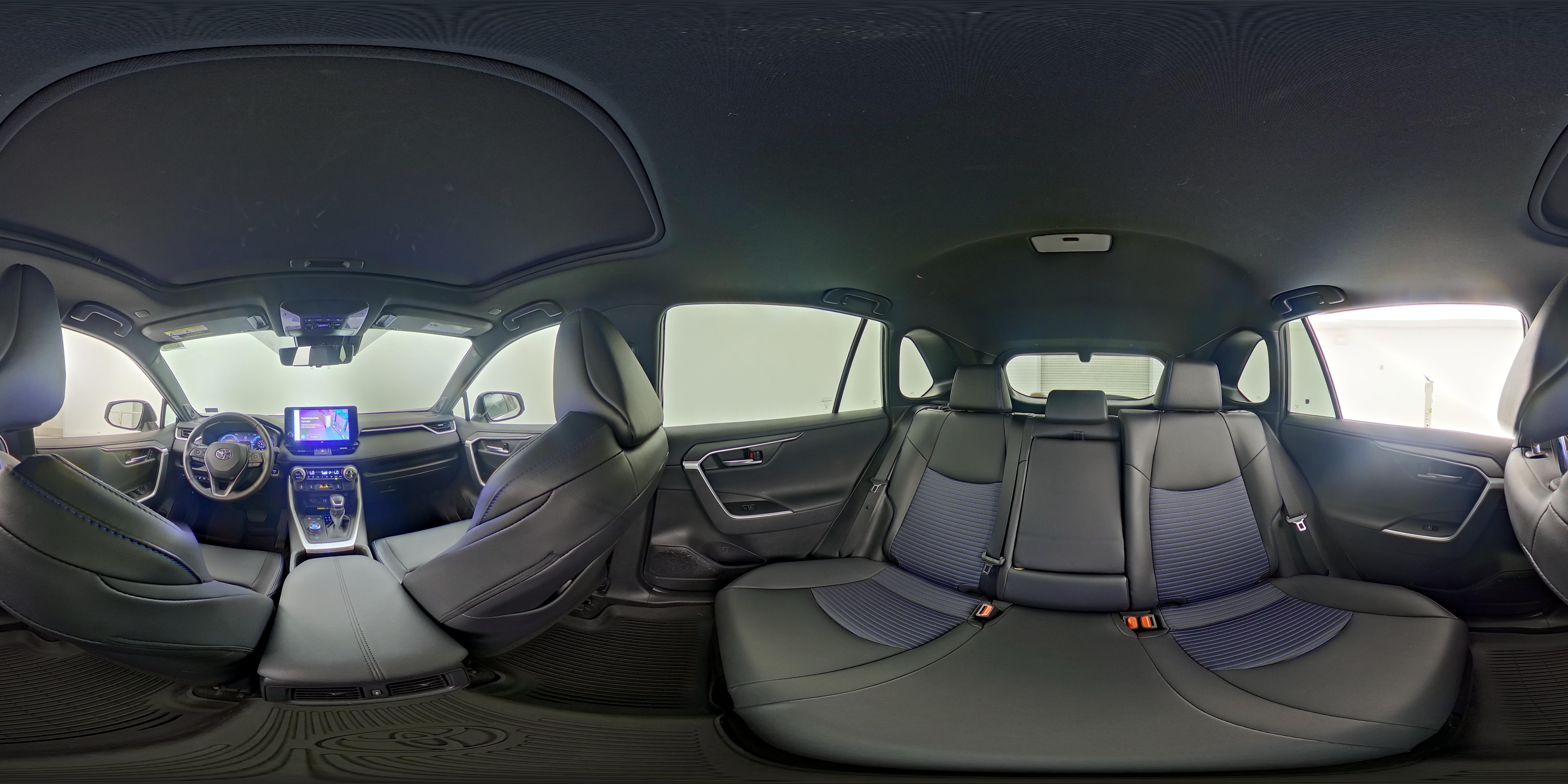 2024 Toyota RAV4 XSE - Photo 27