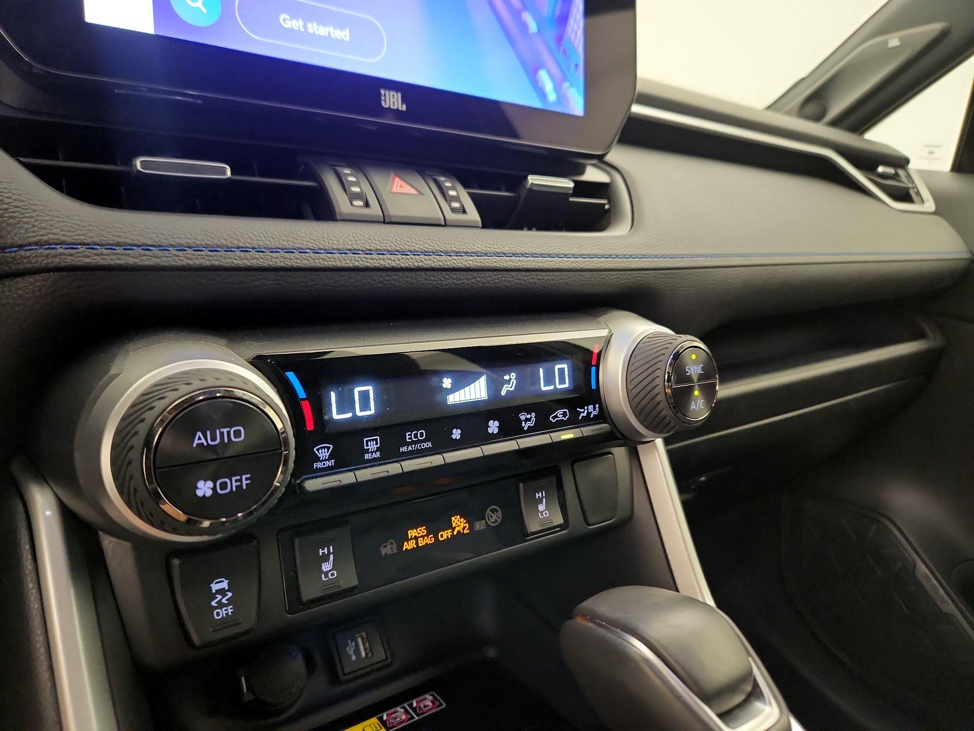 Thumbnail: 2024 Toyota RAV4 - 17