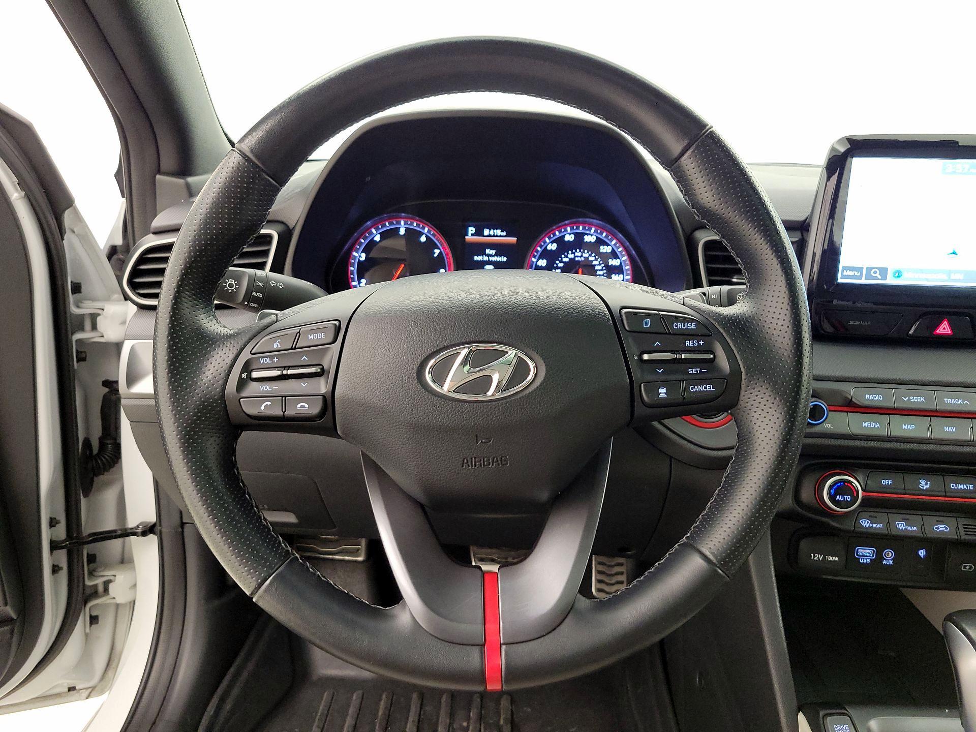 Thumbnail: 2020 Hyundai Veloster - 10