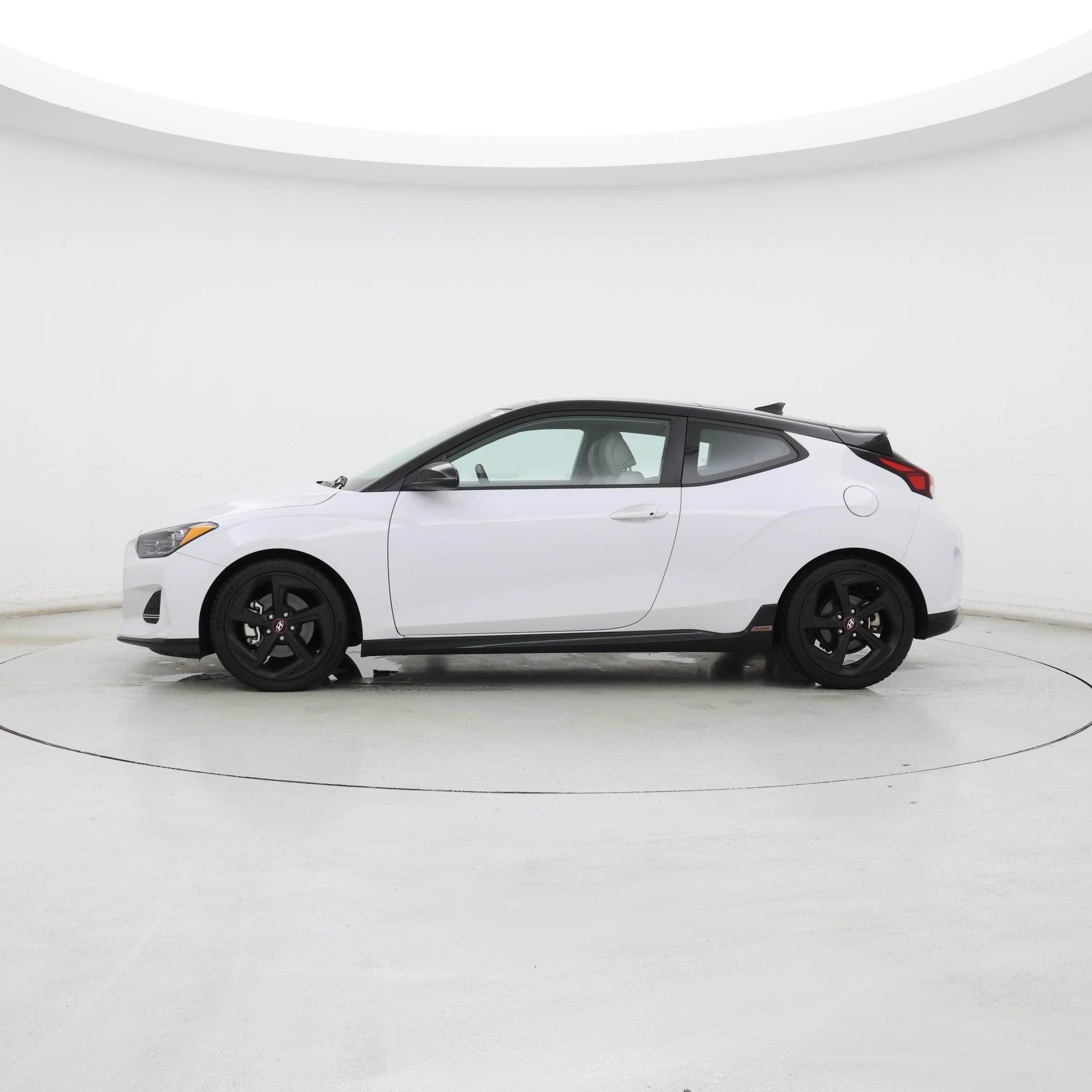 Thumbnail: 2020 Hyundai Veloster - 3