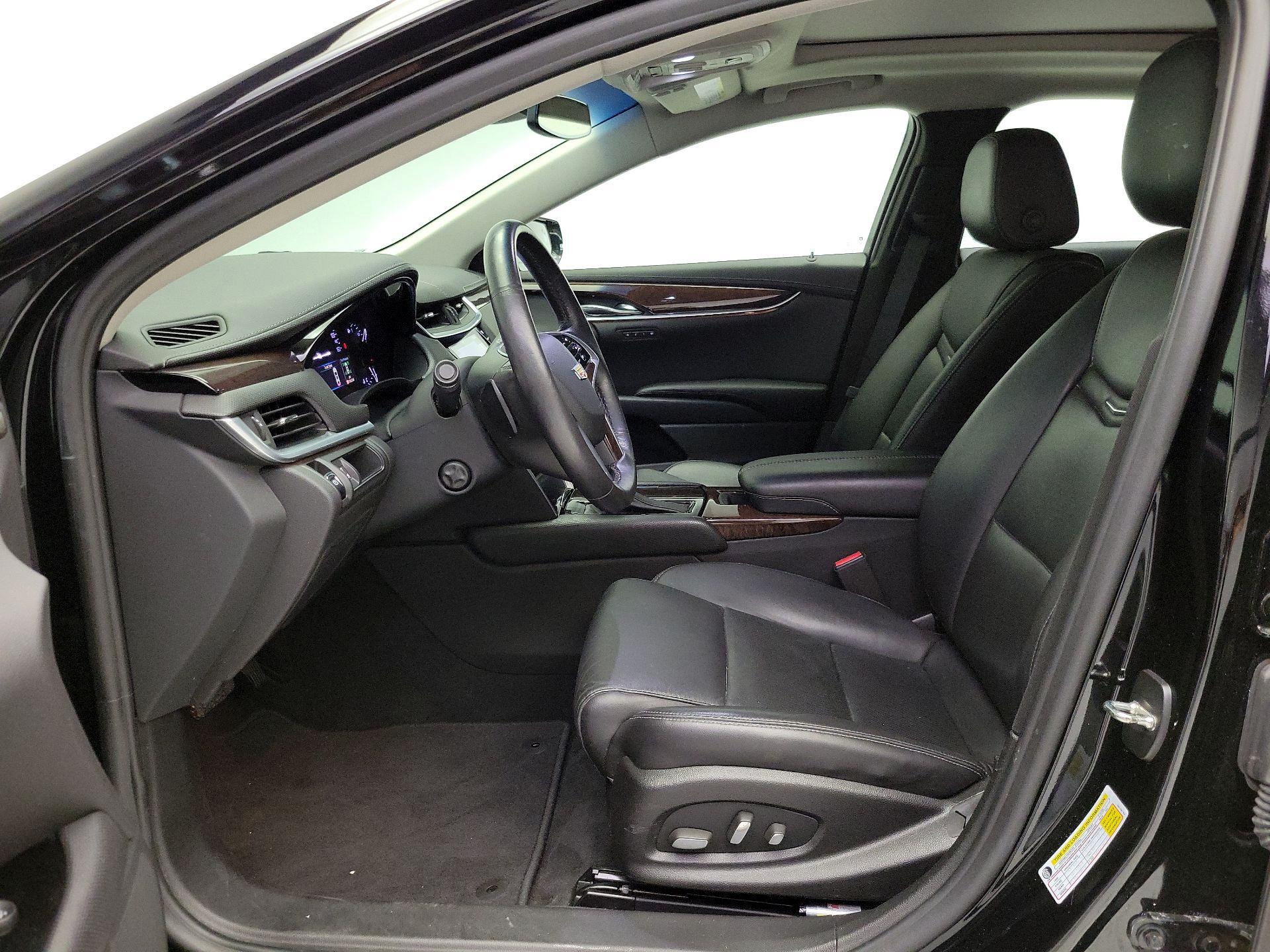 Thumbnail: 2016 Cadillac XTS - 11